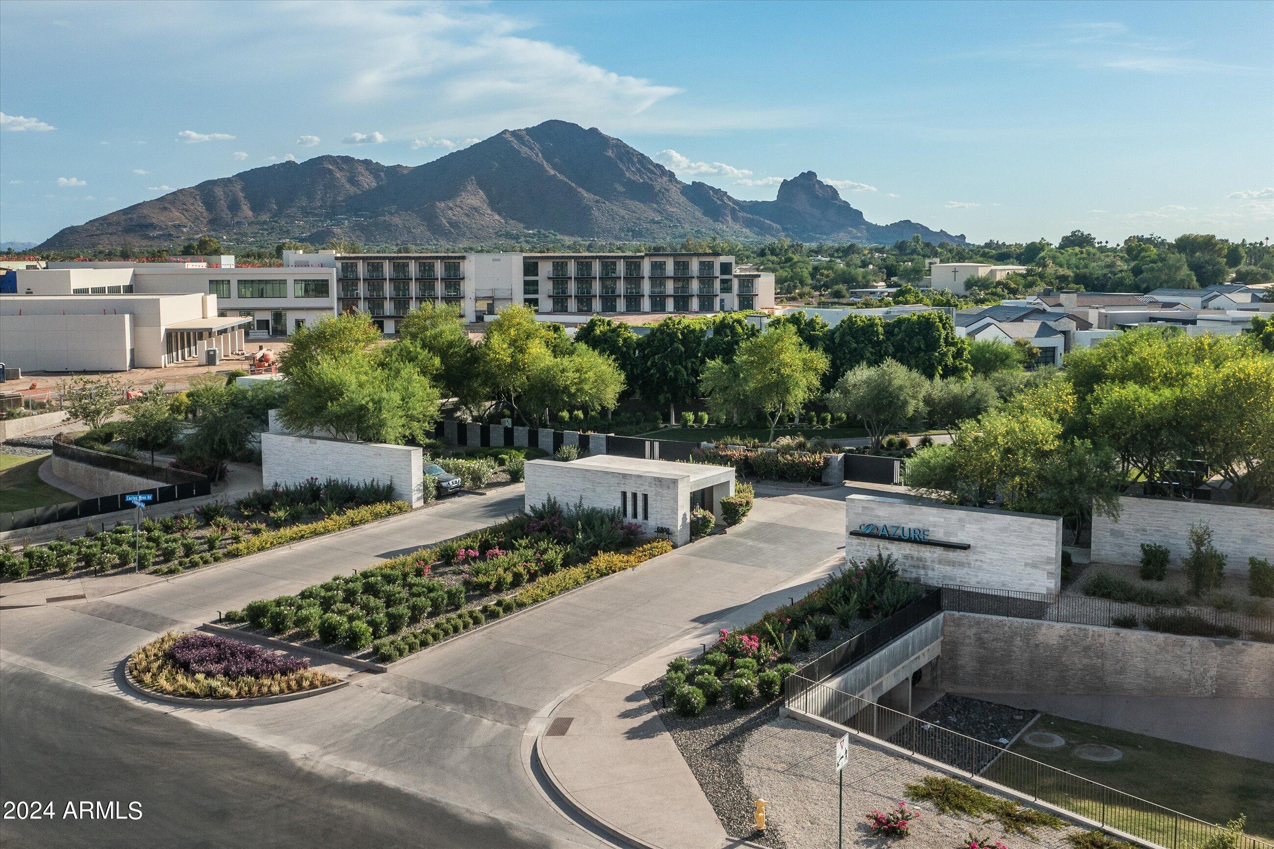 RITZ-CARLTON PARCEL B - Residential