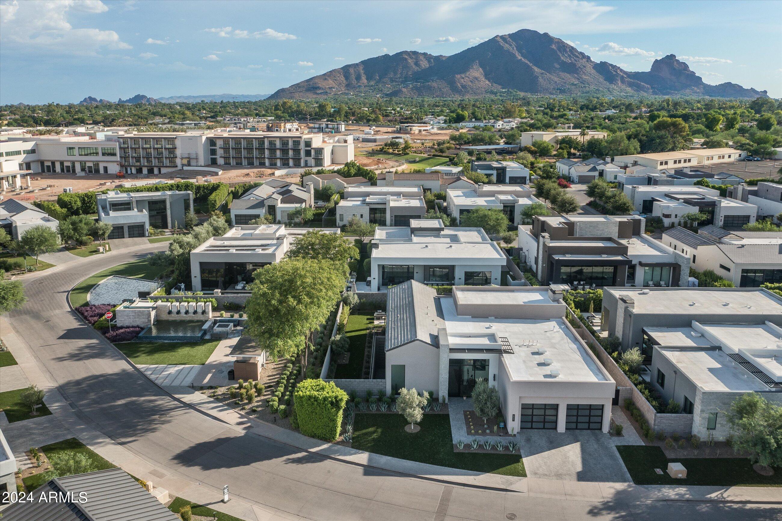 RITZ-CARLTON PARCEL B - Residential