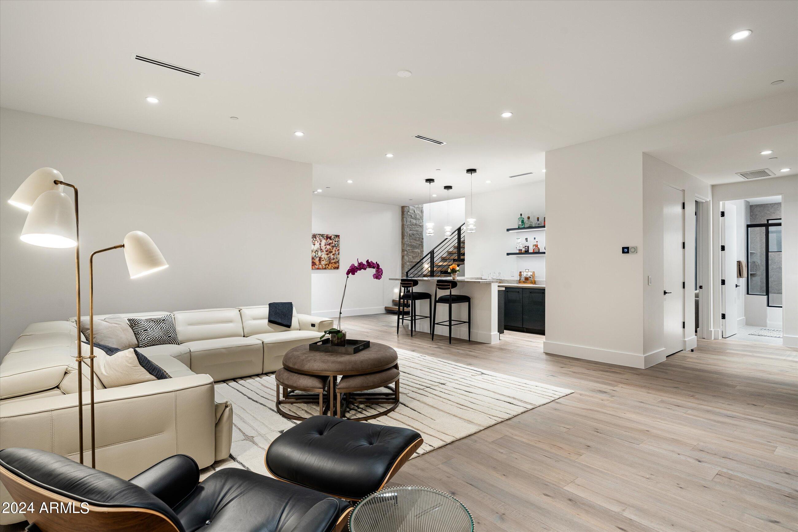 RITZ-CARLTON PARCEL B - Residential