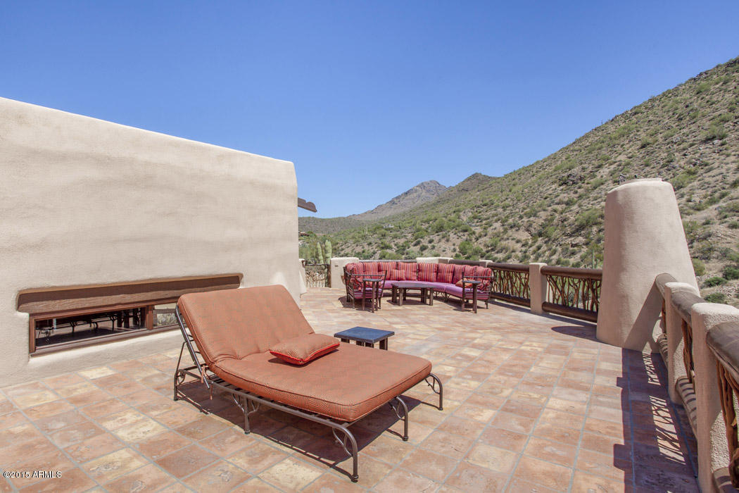 PINNACLE PEAK HEIGHTS - Residential