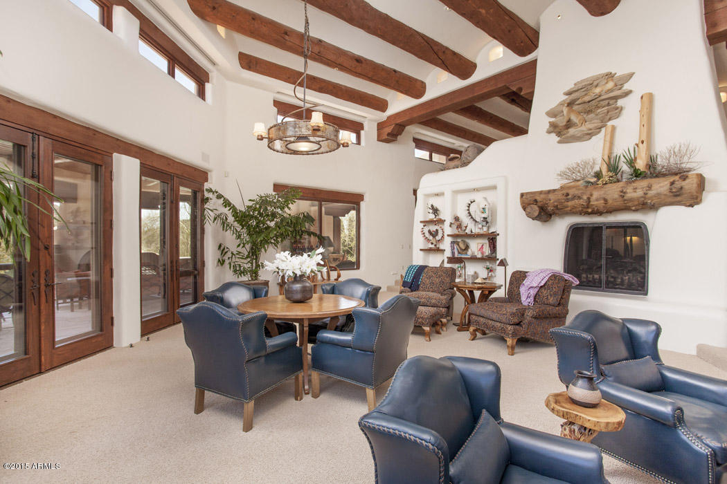 PINNACLE PEAK HEIGHTS - Residential