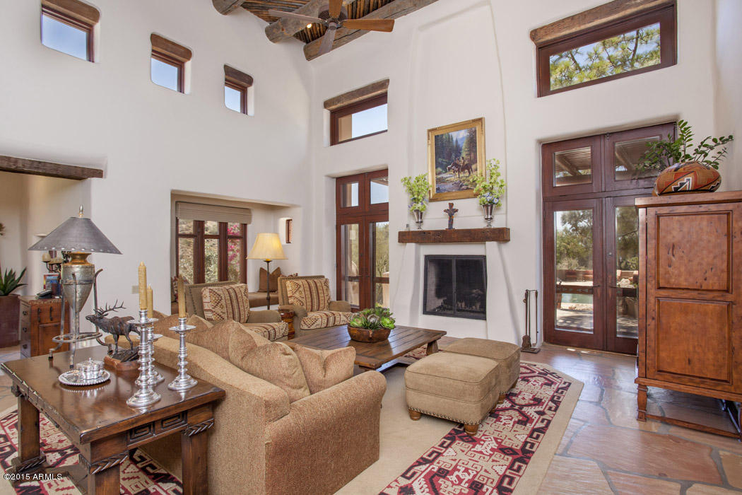 PINNACLE PEAK HEIGHTS - Residential