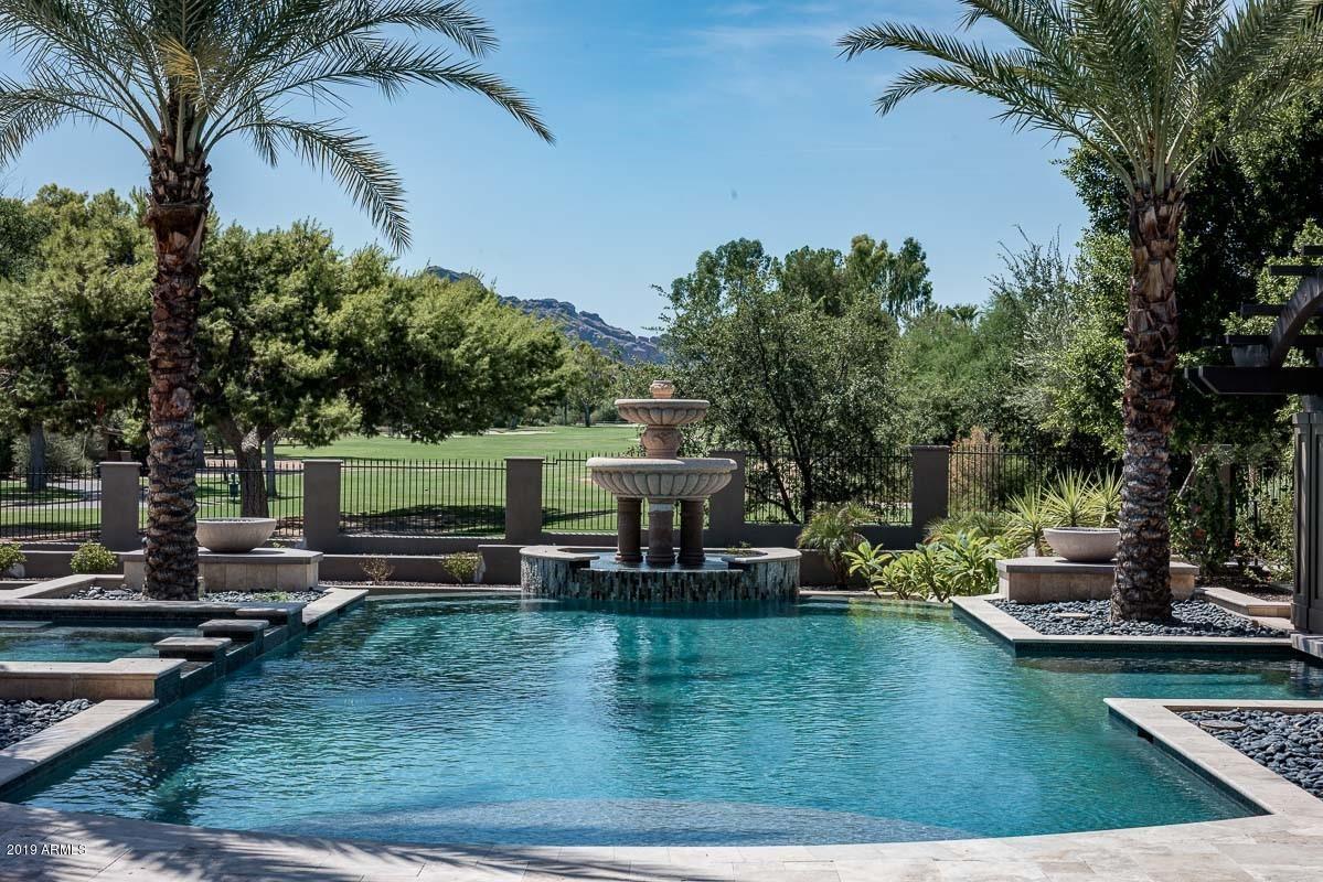 PARADISE HILLS - Residential