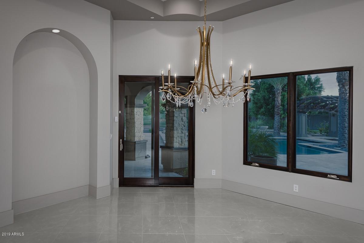 PARADISE HILLS - Residential