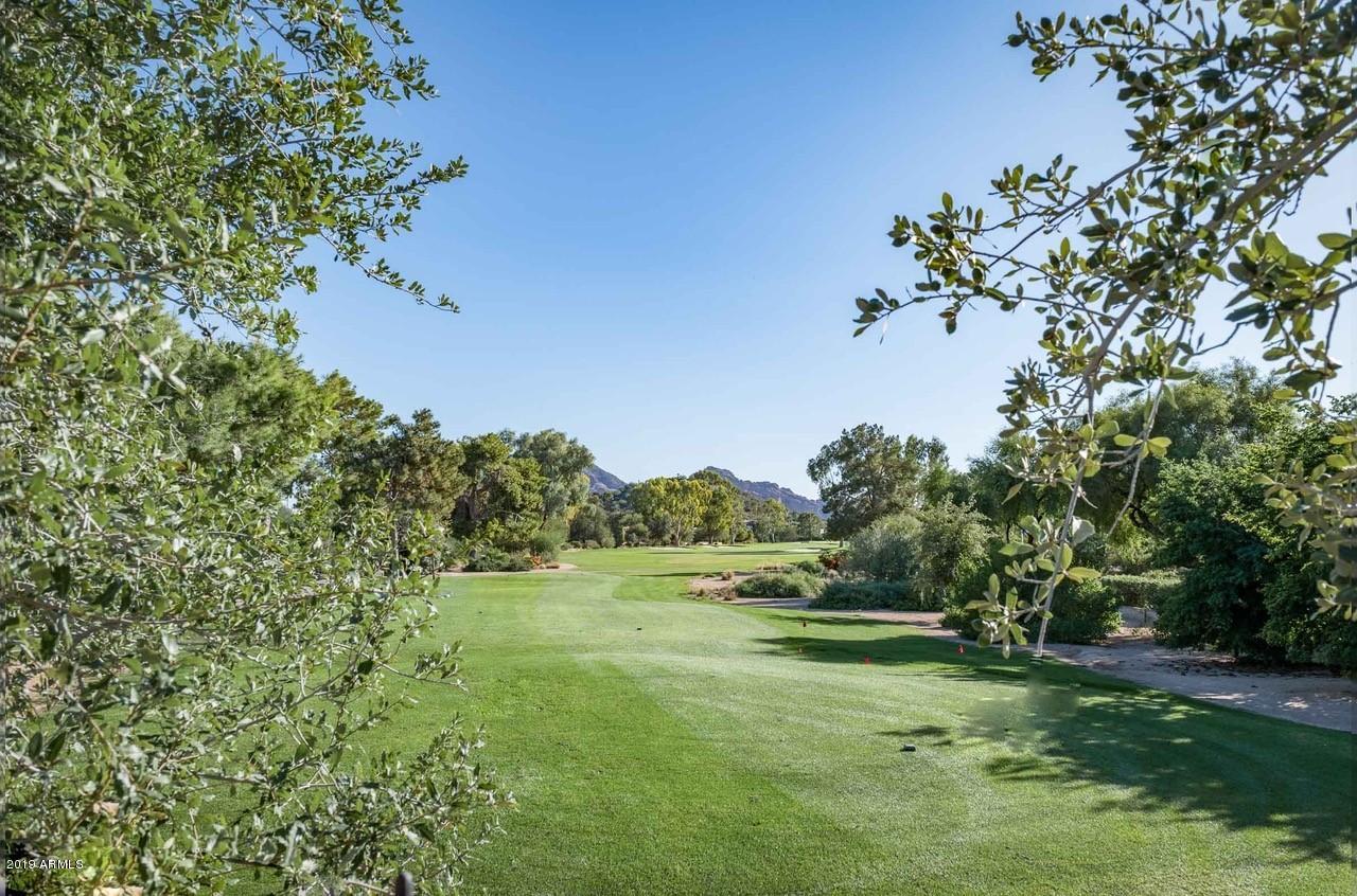 PARADISE HILLS - Residential