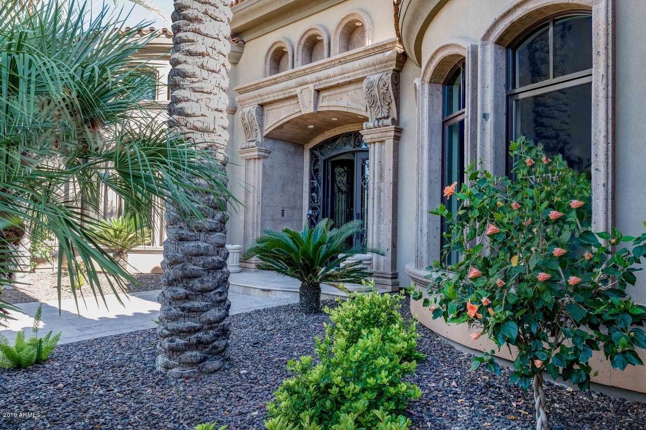PARADISE HILLS - Residential