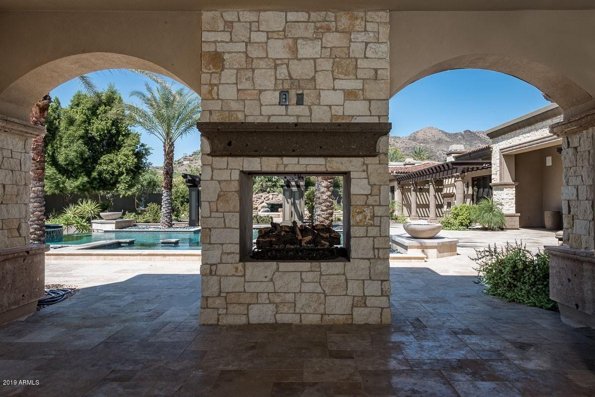 PARADISE HILLS - Residential