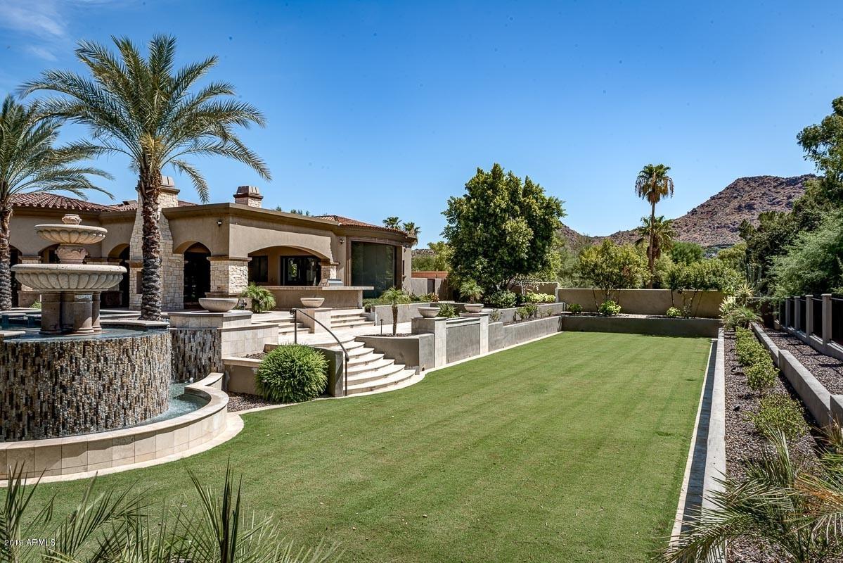 PARADISE HILLS - Residential