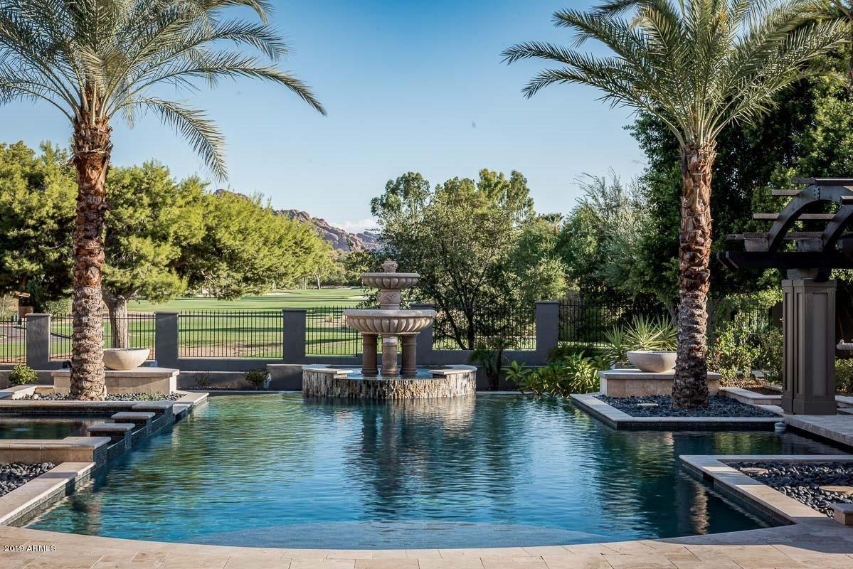 PARADISE HILLS - Residential