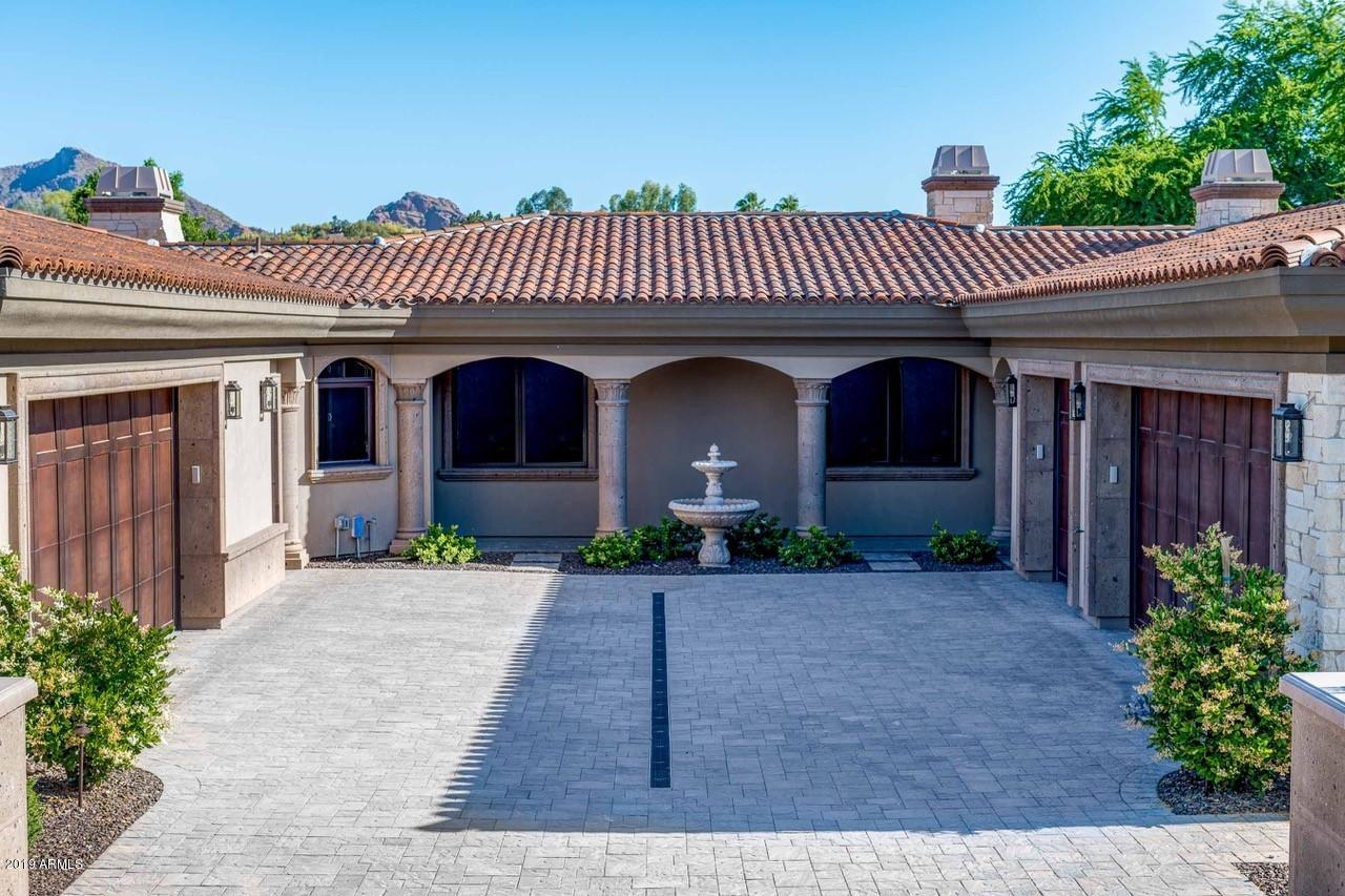 PARADISE HILLS - Residential
