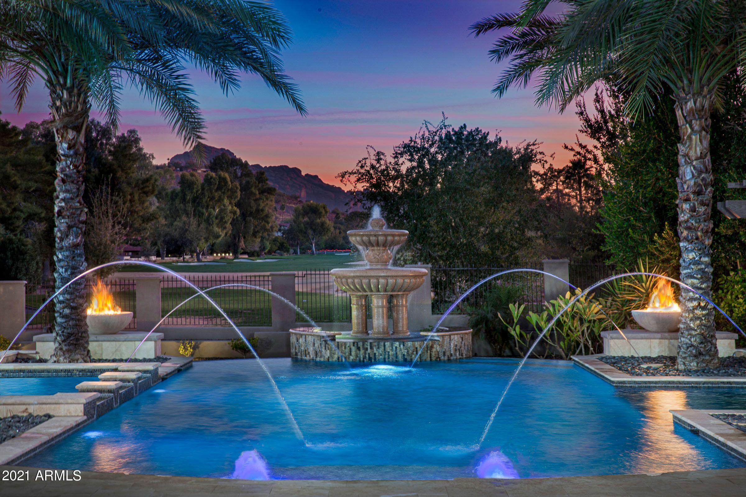 PARADISE HILLS - Residential