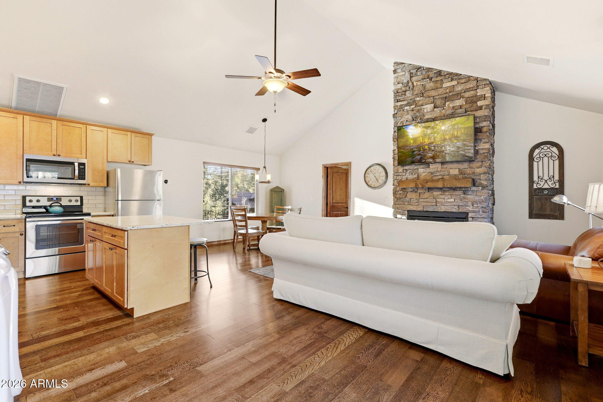 STARWOOD ESTATES - Residential
