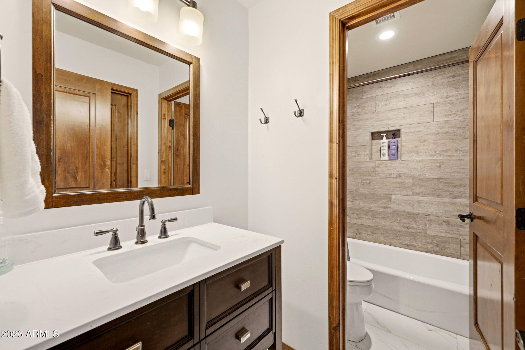 STARWOOD ESTATES - Residential