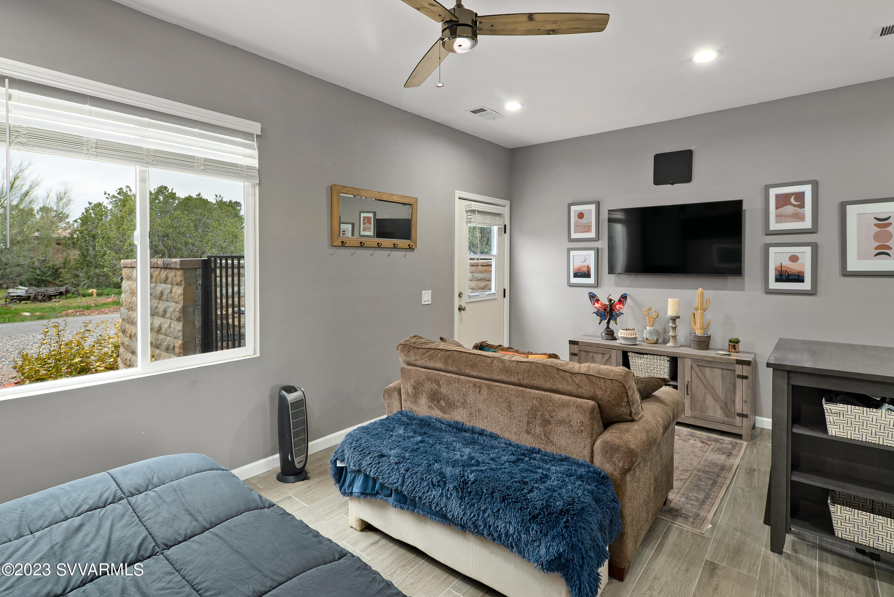 Under 5 Acres - Residential