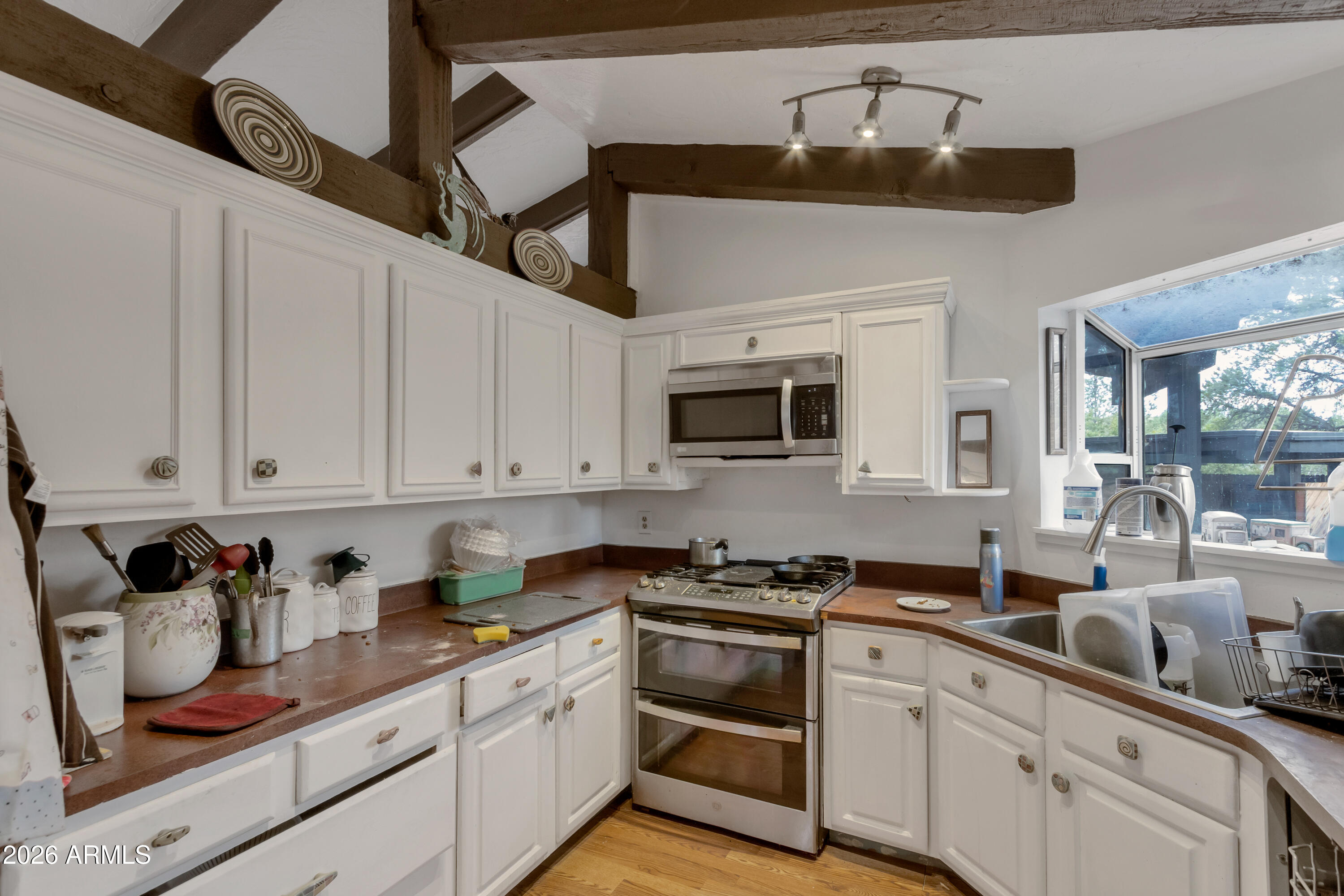 SAN PATRICIO ESTATES - Residential