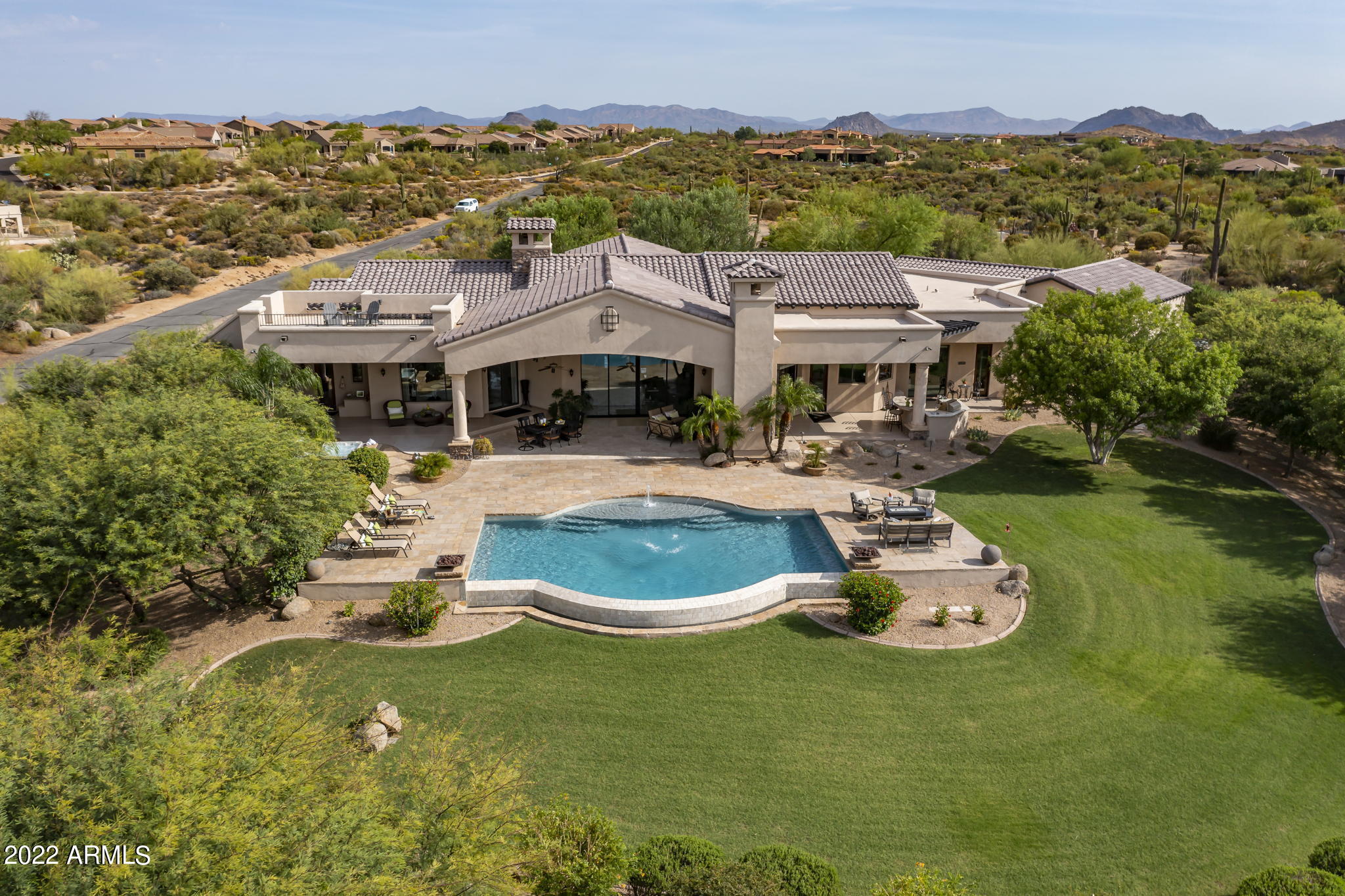 GOLDIE BROWN PINNACLE PEAK RANCH - Residential