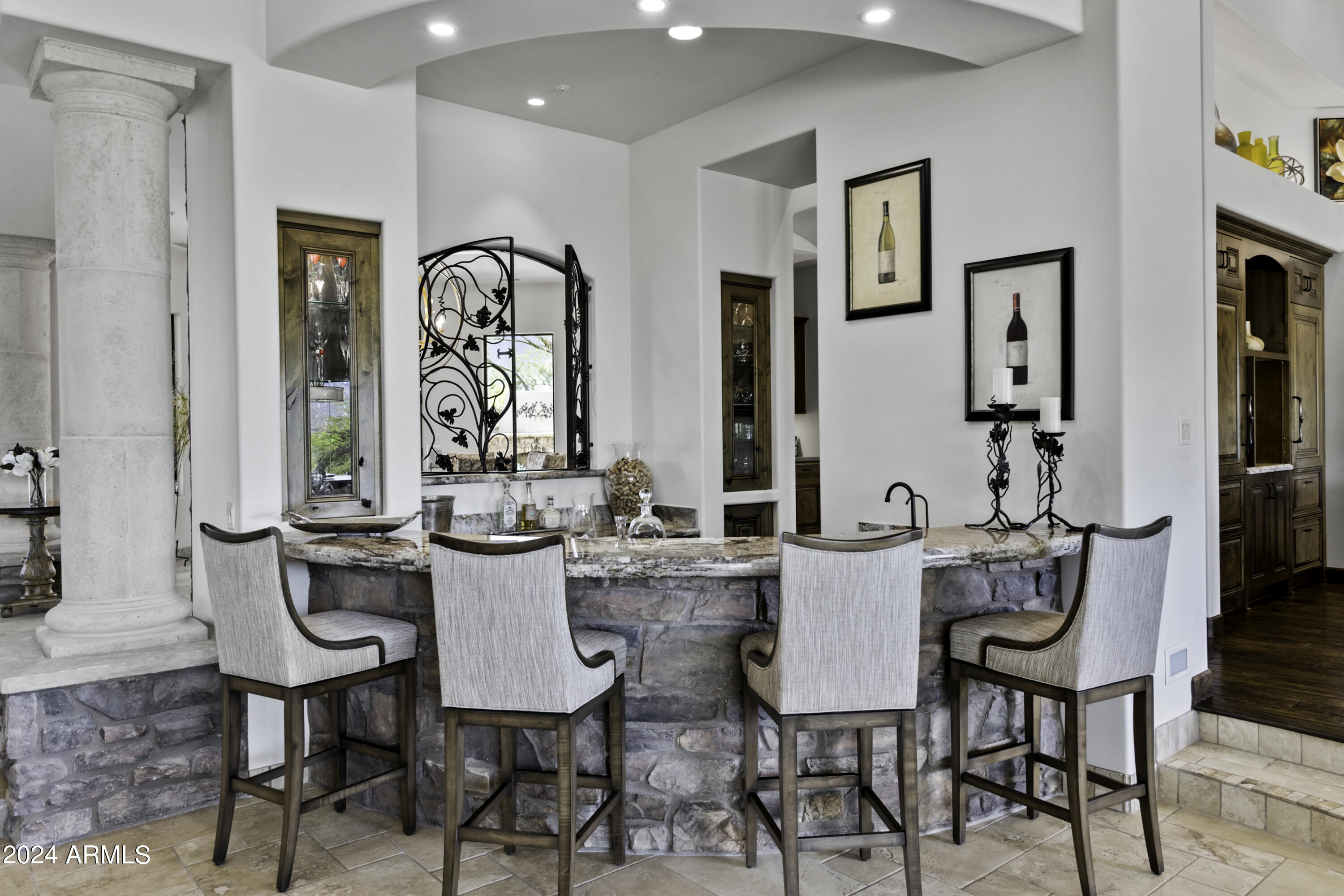 GOLDIE BROWN PINNACLE PEAK RANCH - Residential