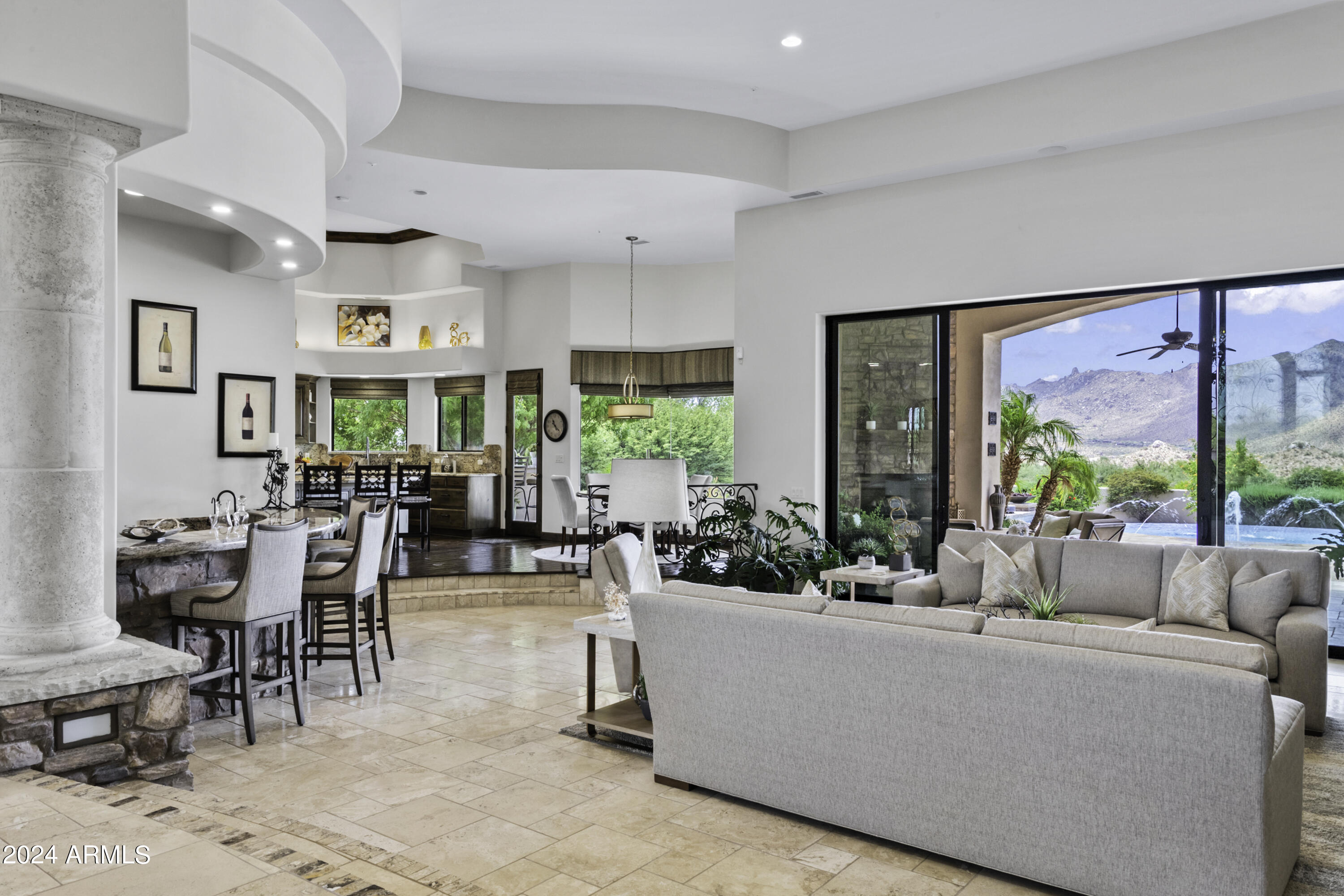 GOLDIE BROWN PINNACLE PEAK RANCH - Residential