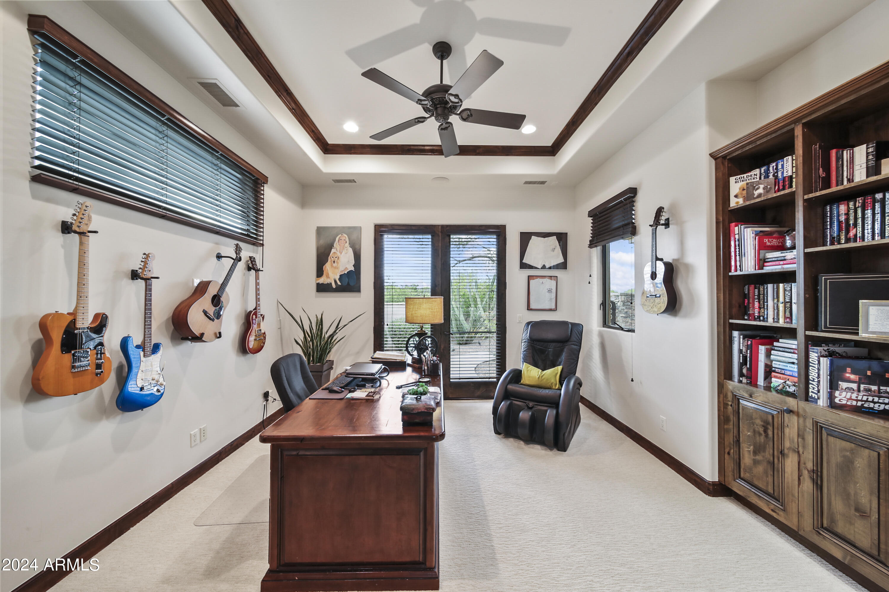 GOLDIE BROWN PINNACLE PEAK RANCH - Residential