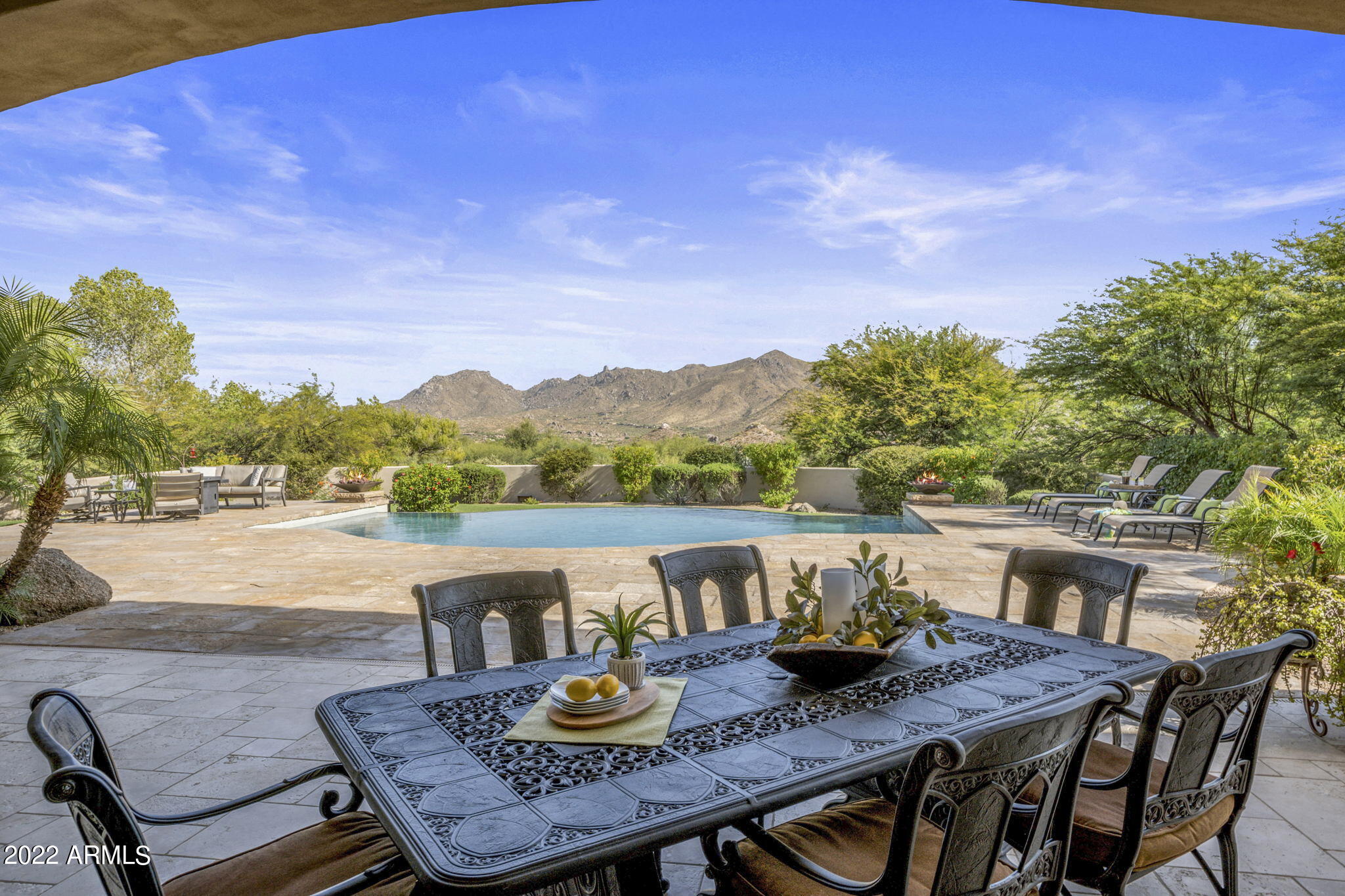 GOLDIE BROWN PINNACLE PEAK RANCH - Residential