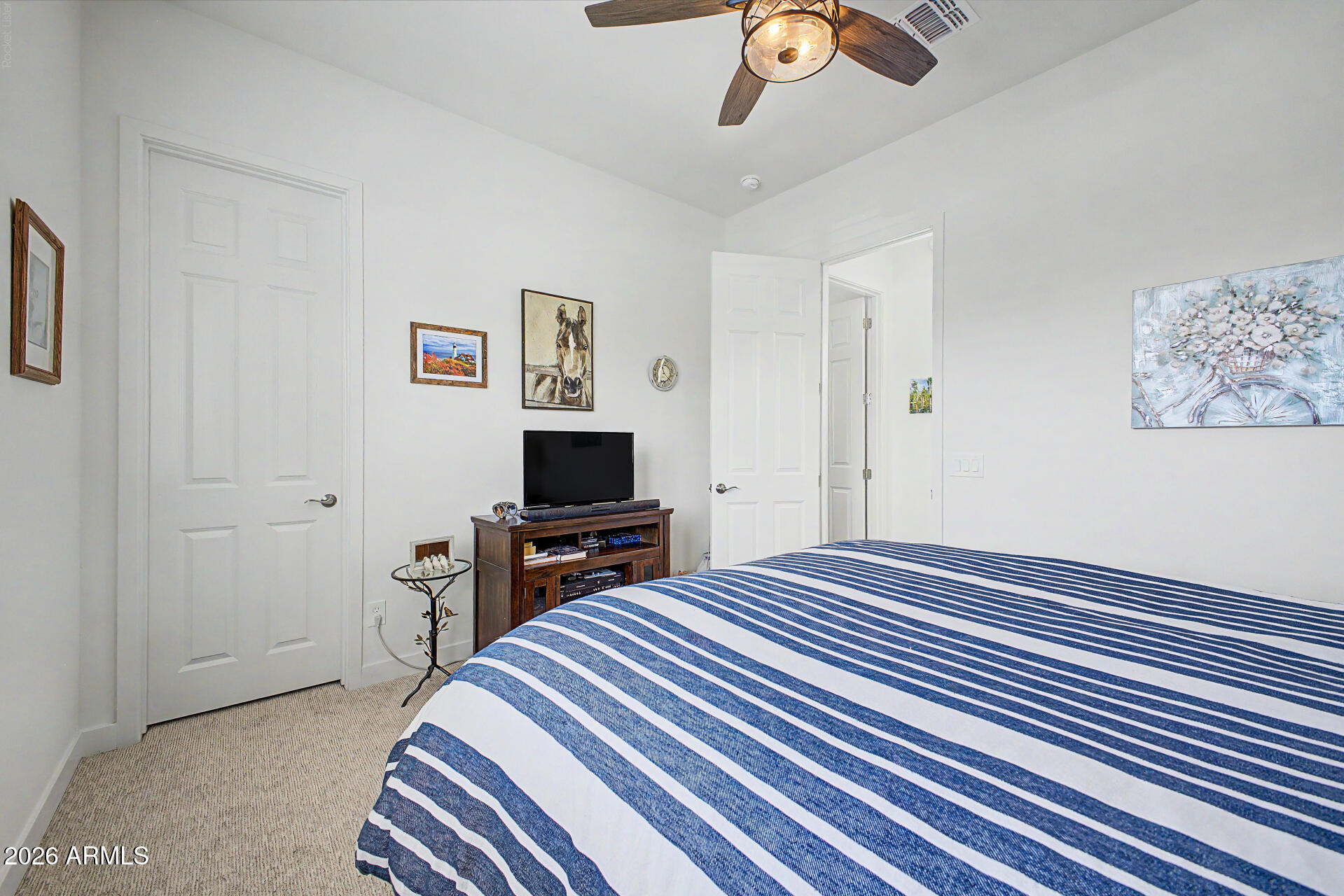 WHISPERING HILLS - Residential
