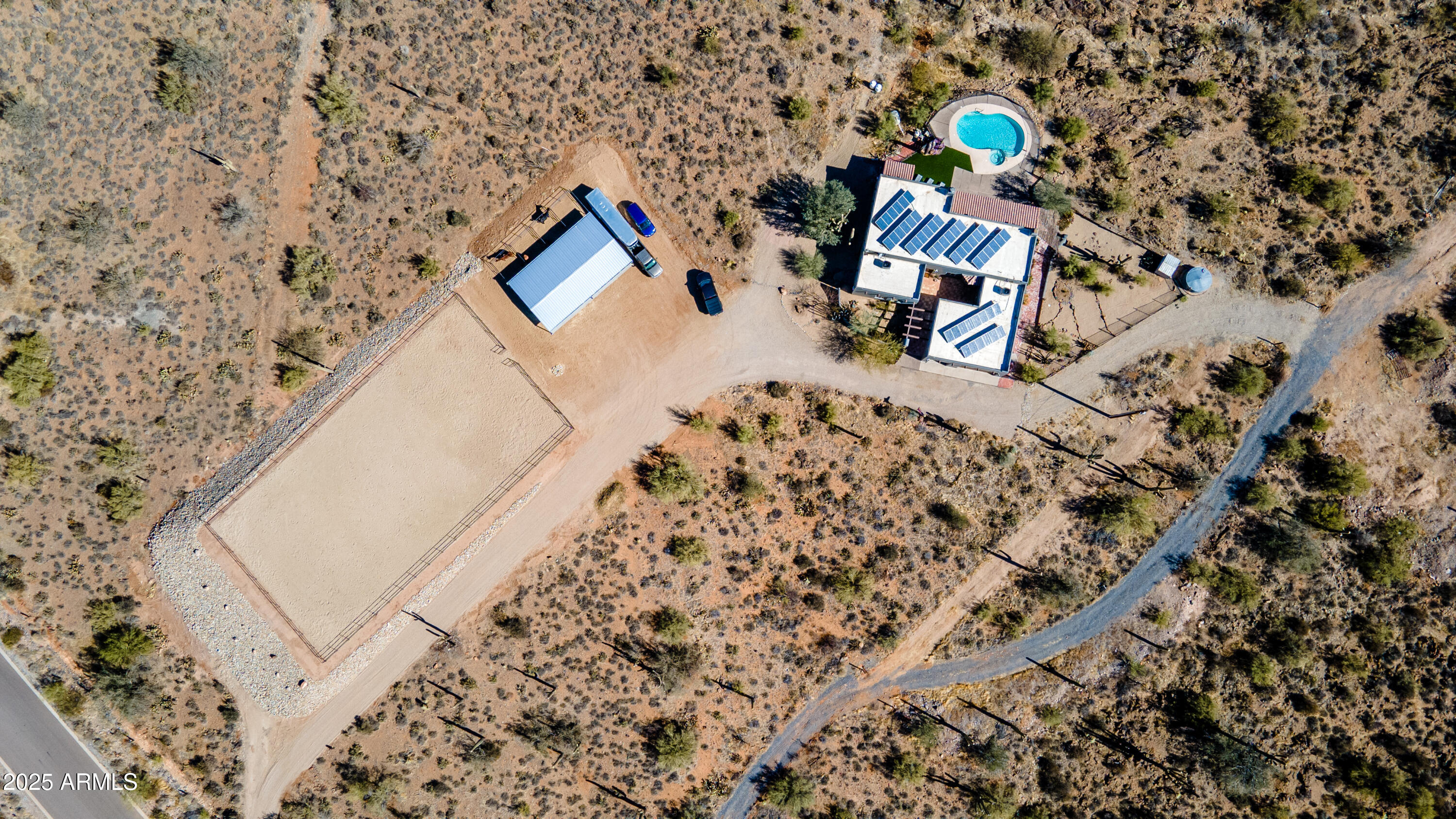 Cave Creek horse property - Residential