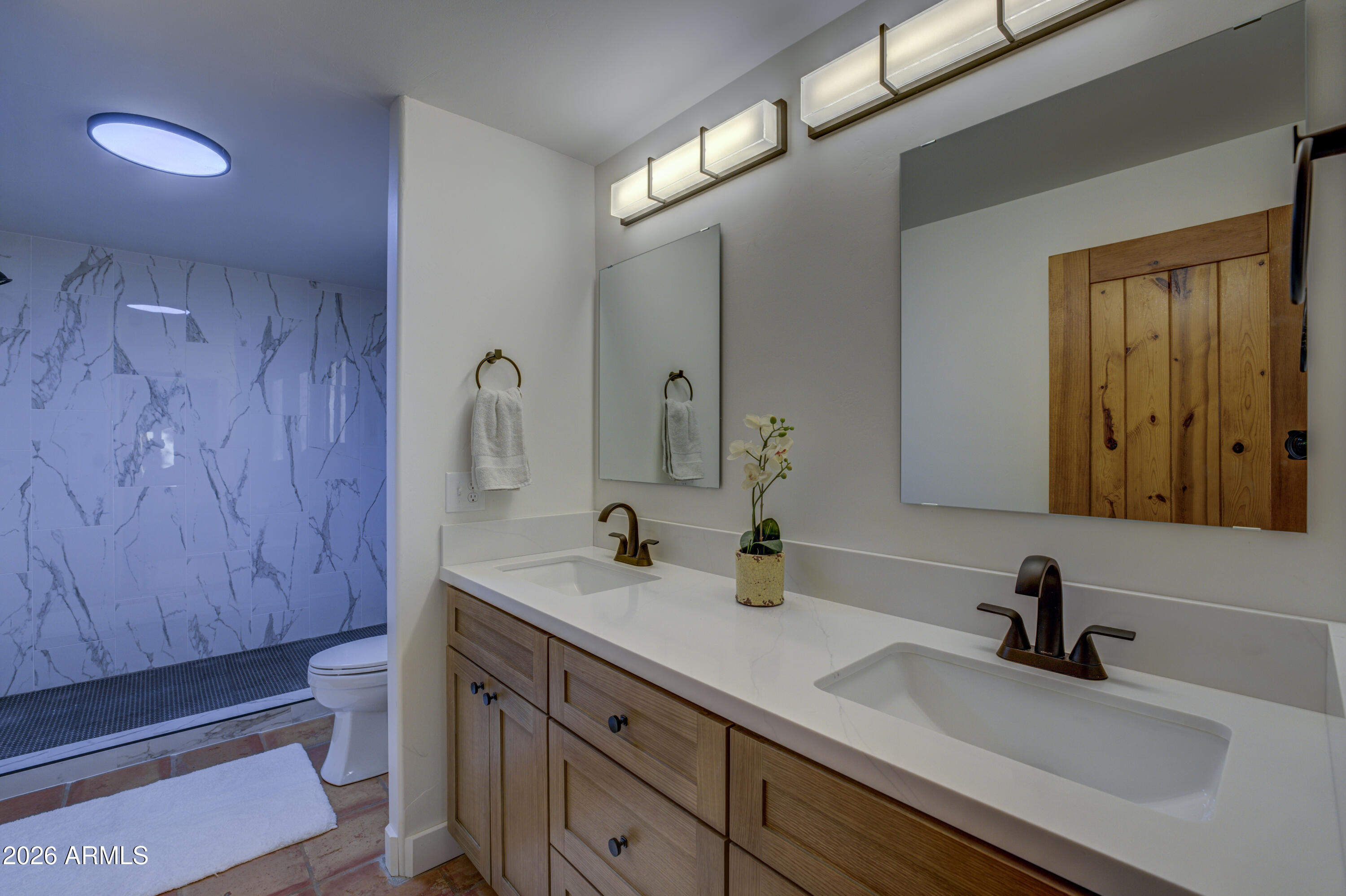 Cave Creek horse property - Residential