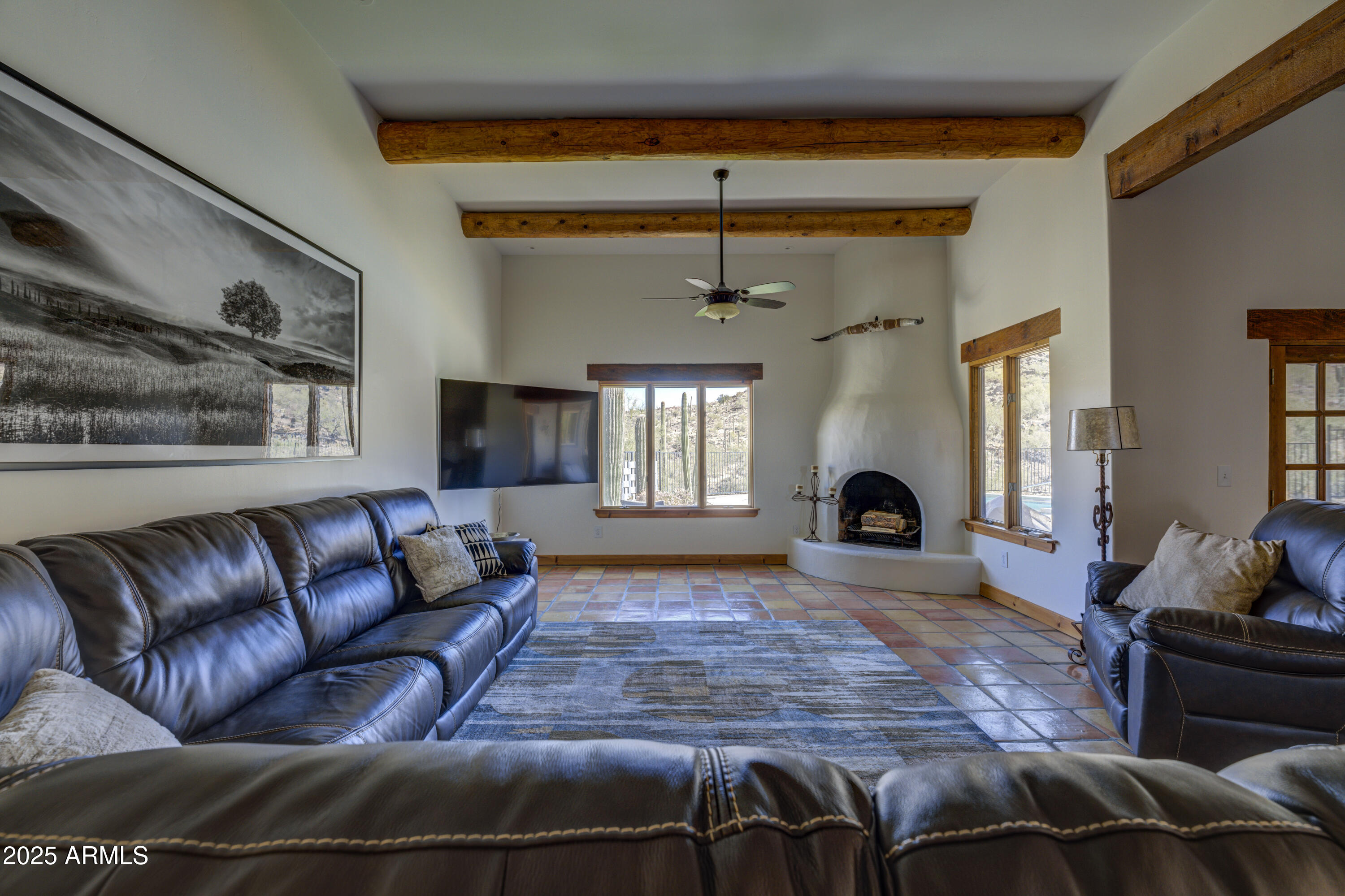 Cave Creek horse property - Residential