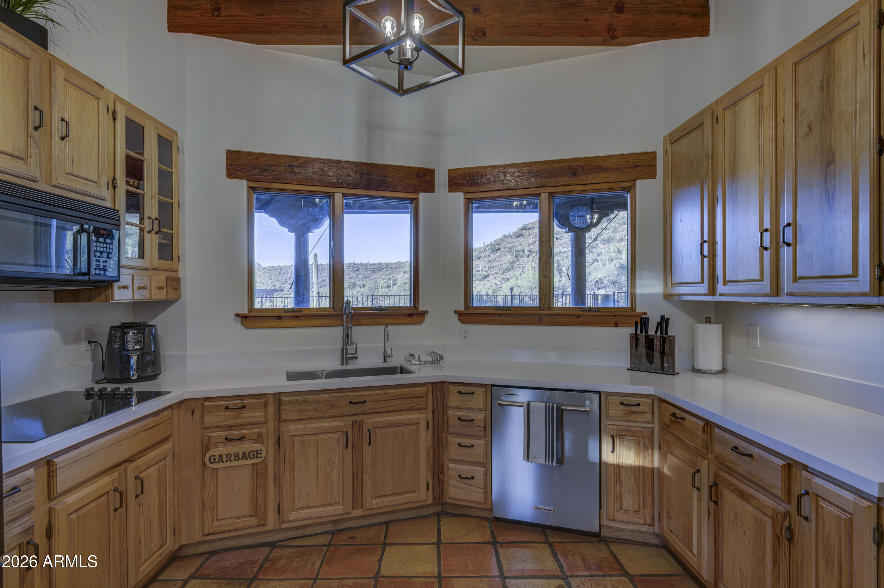 Cave Creek horse property - Residential