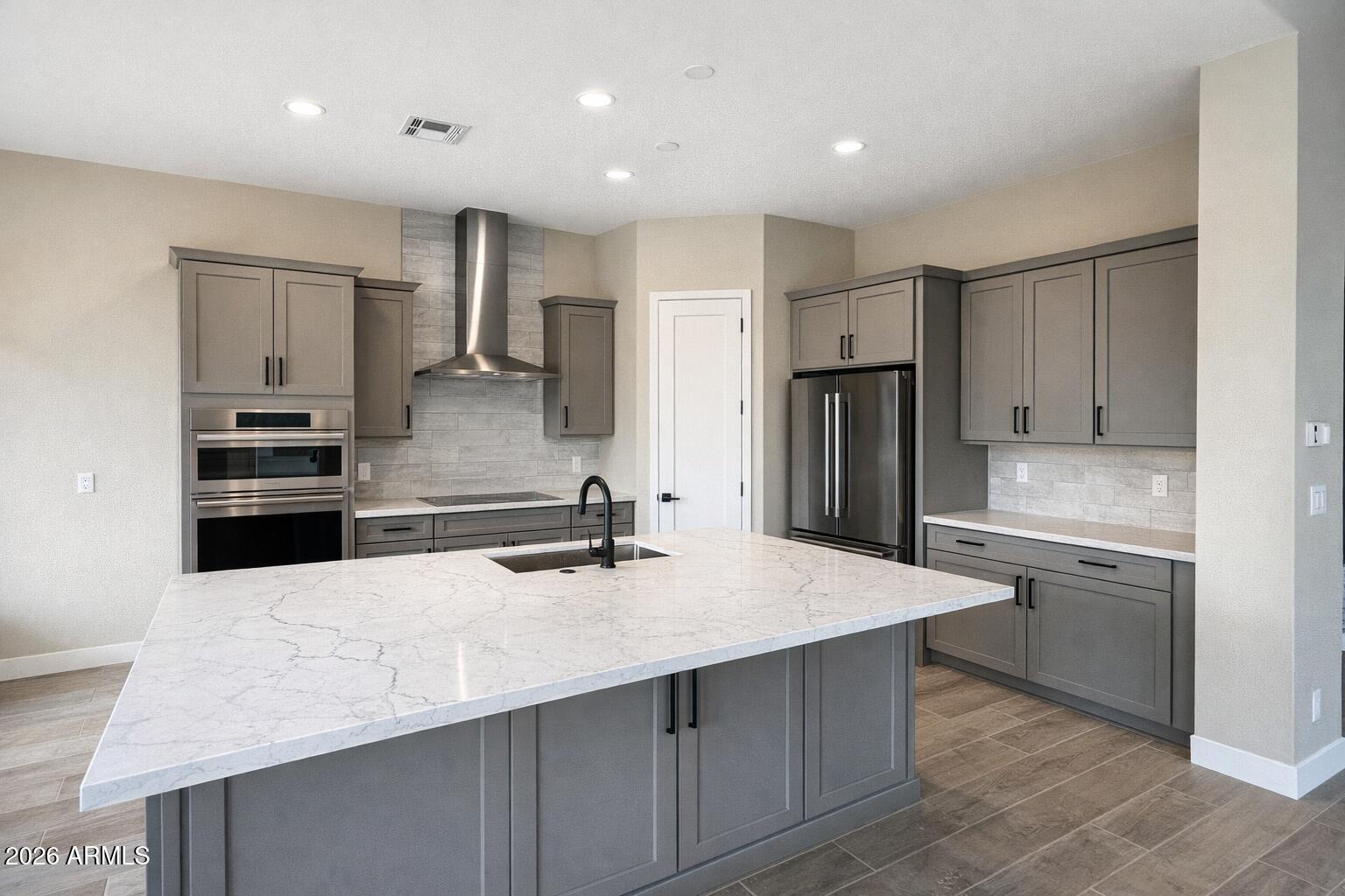 RIDGEVIEW - Residential