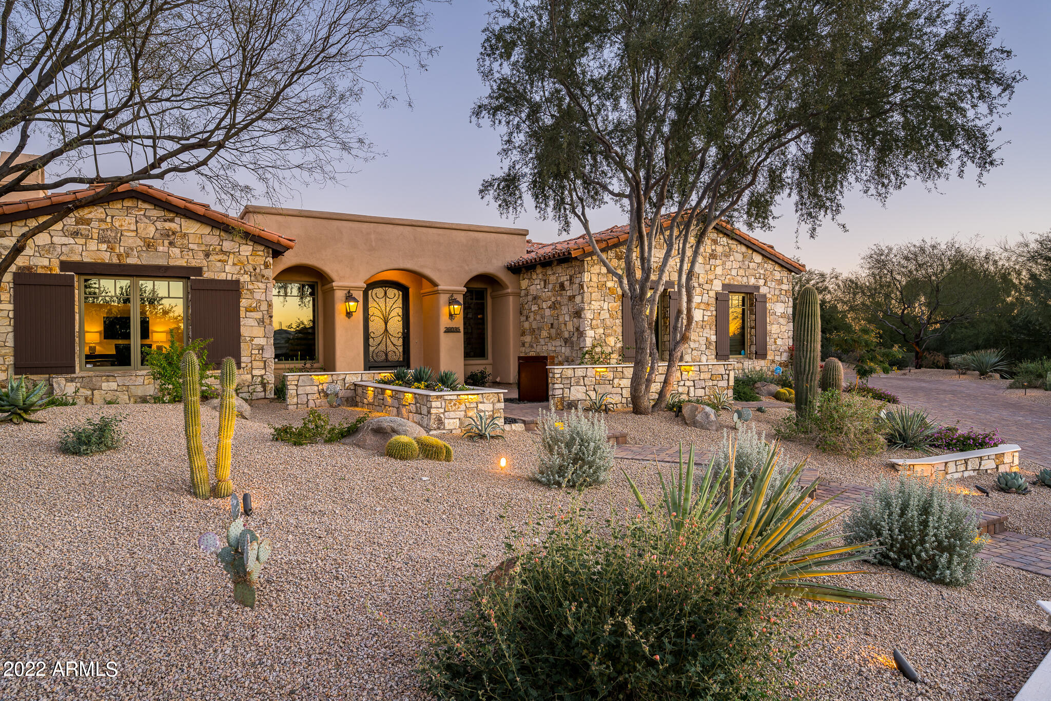 PINNACLE PEAK PLACE - Residential