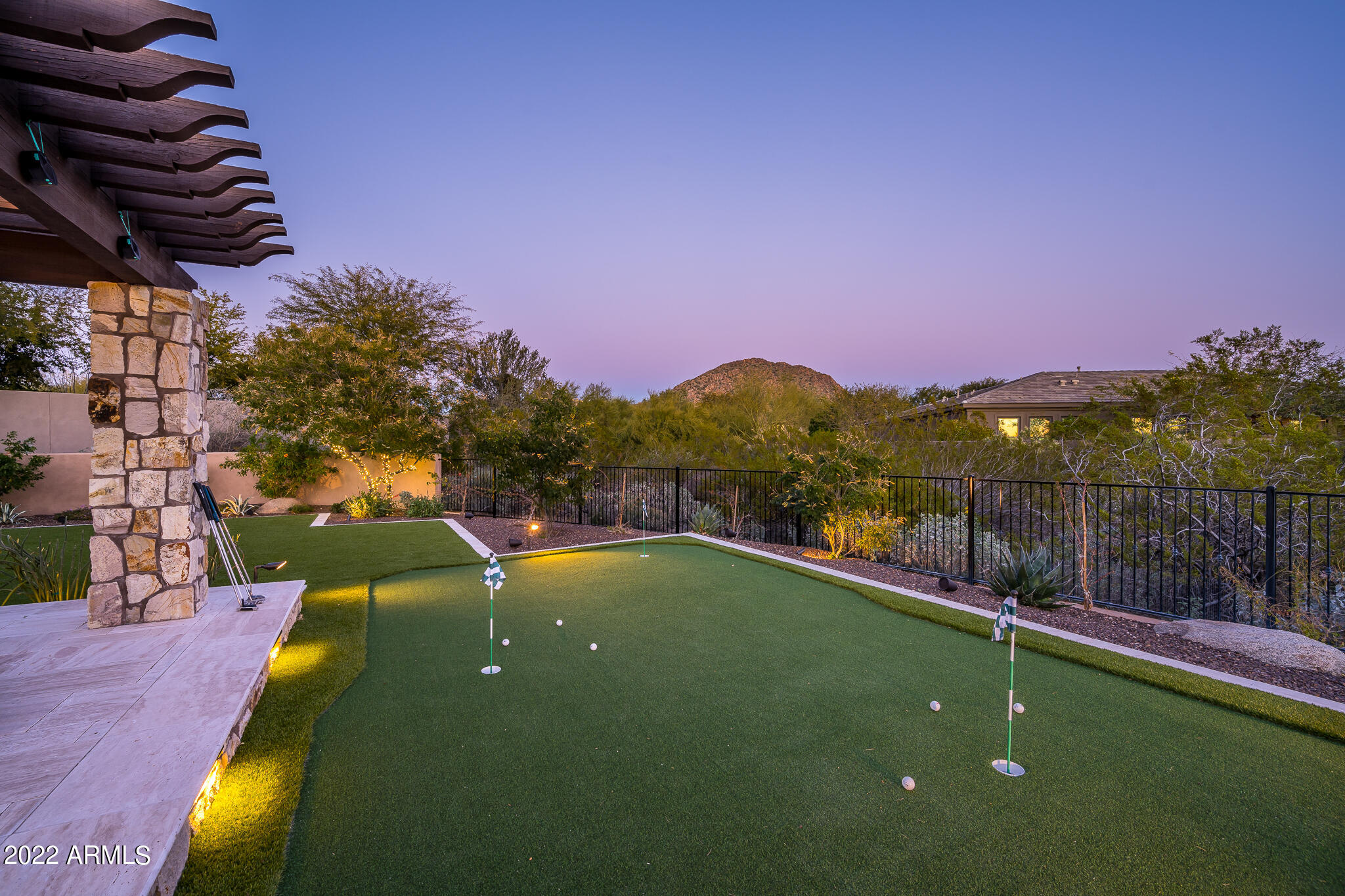 PINNACLE PEAK PLACE - Residential