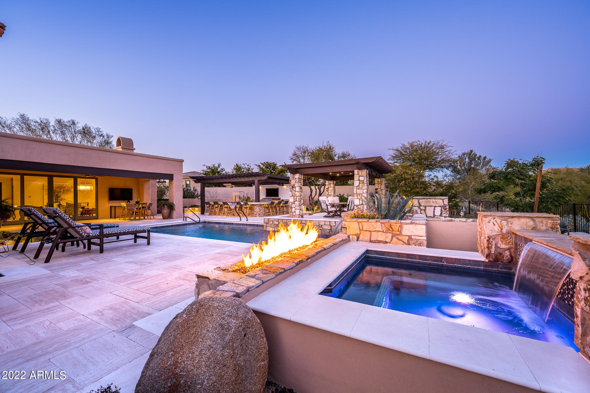 PINNACLE PEAK PLACE - Residential