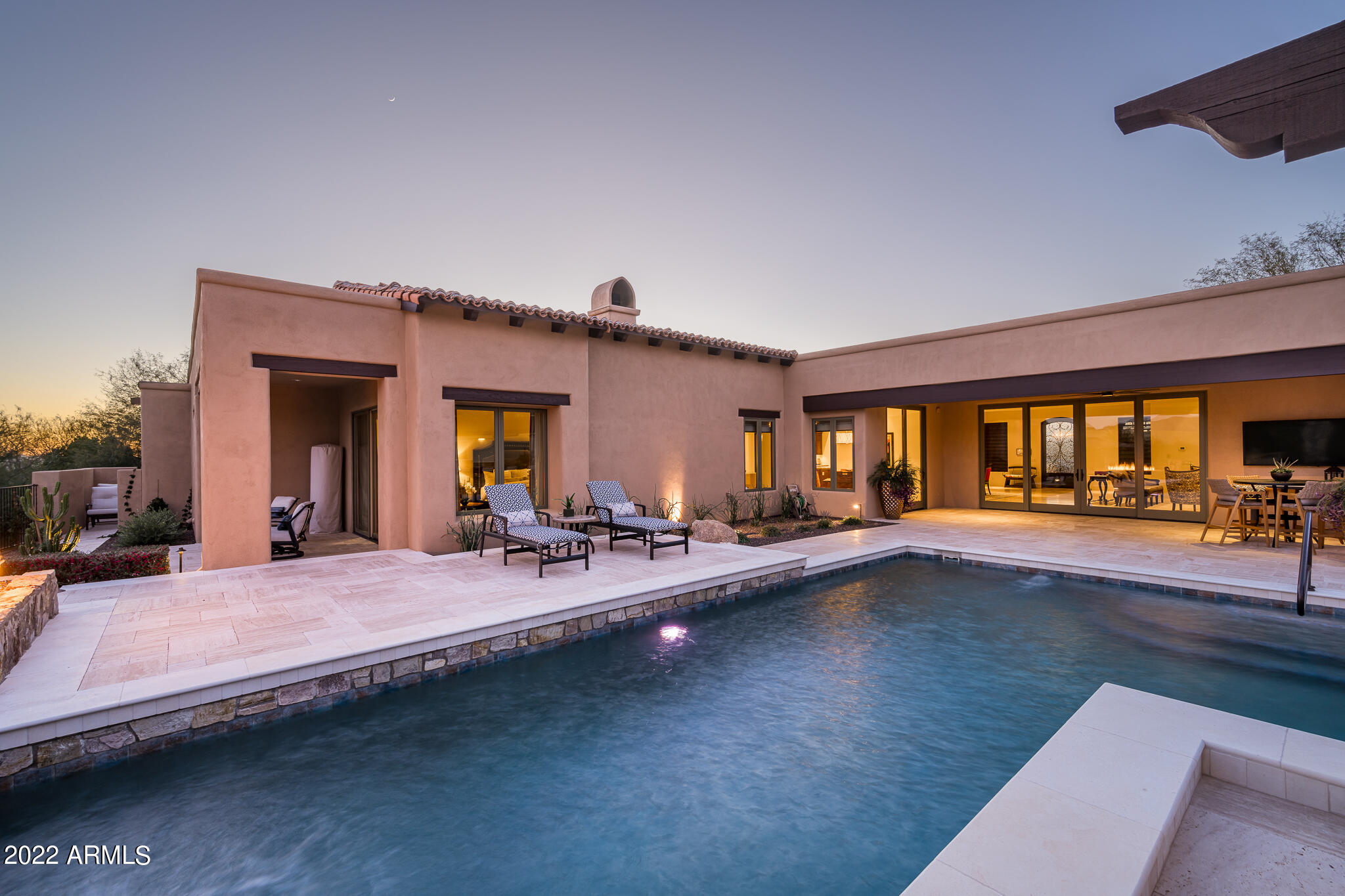 PINNACLE PEAK PLACE - Residential