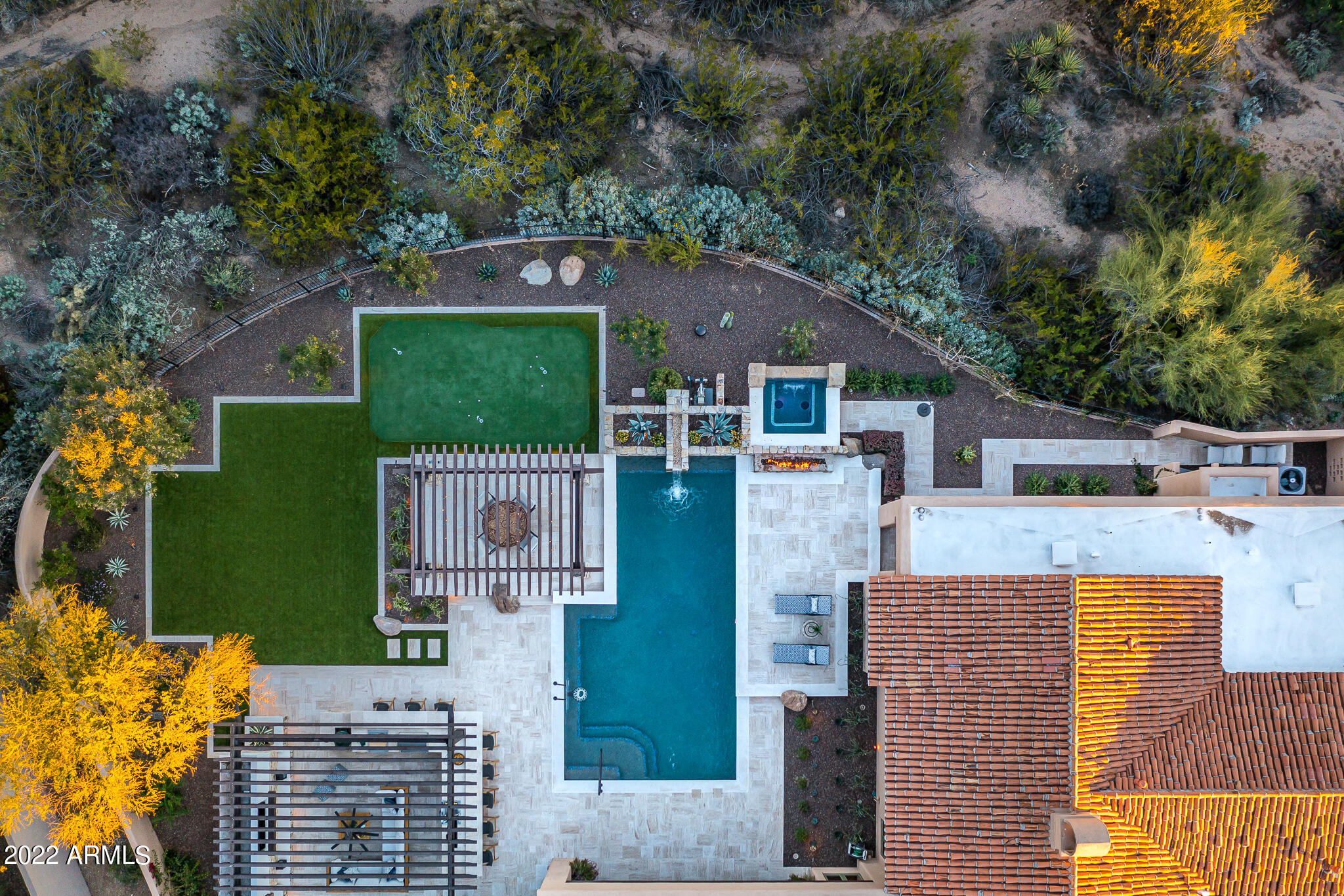 PINNACLE PEAK PLACE - Residential