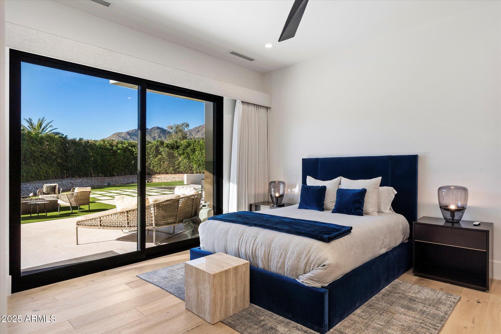 STONEVIEW - Residential