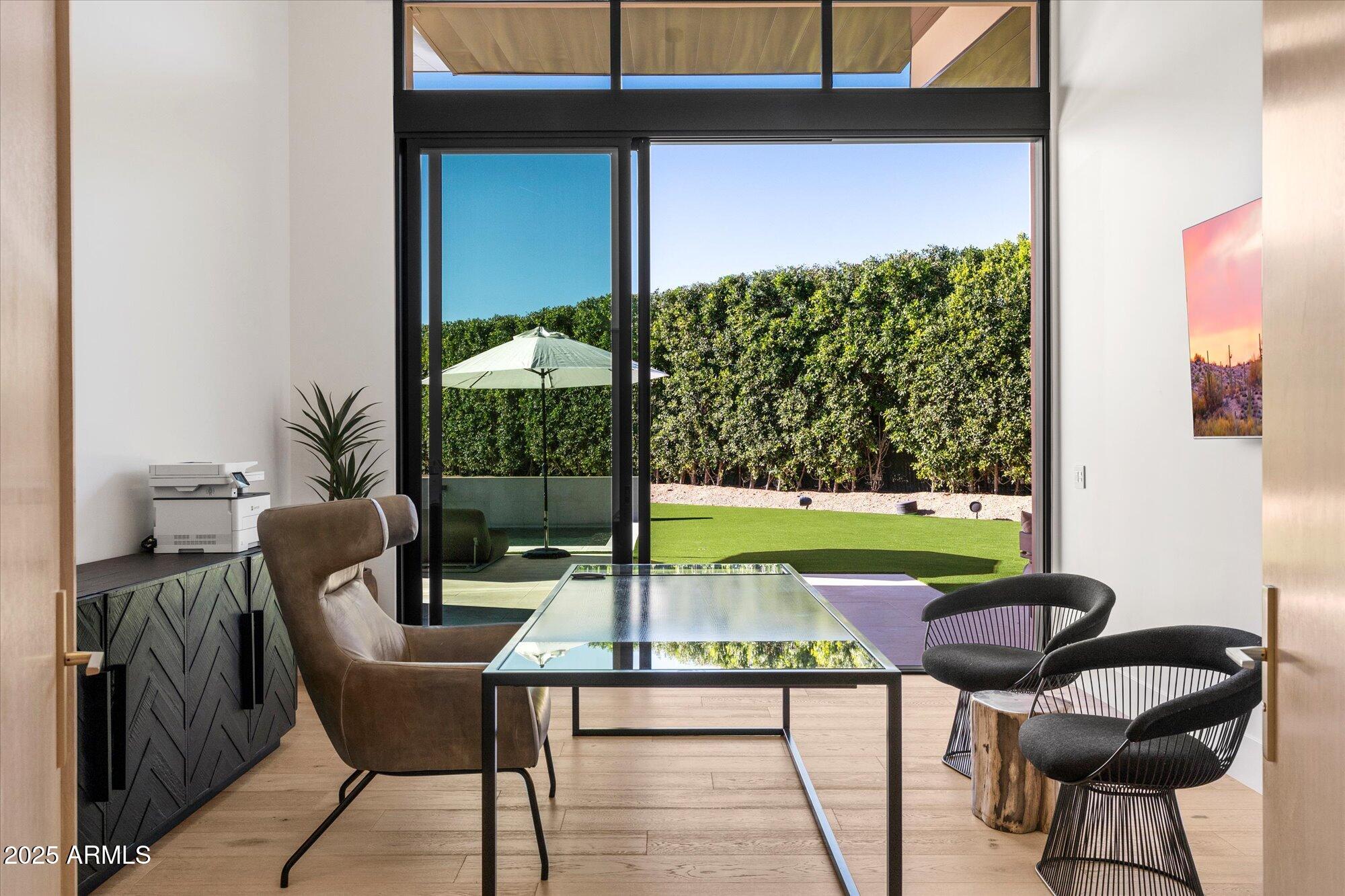 STONEVIEW - Residential