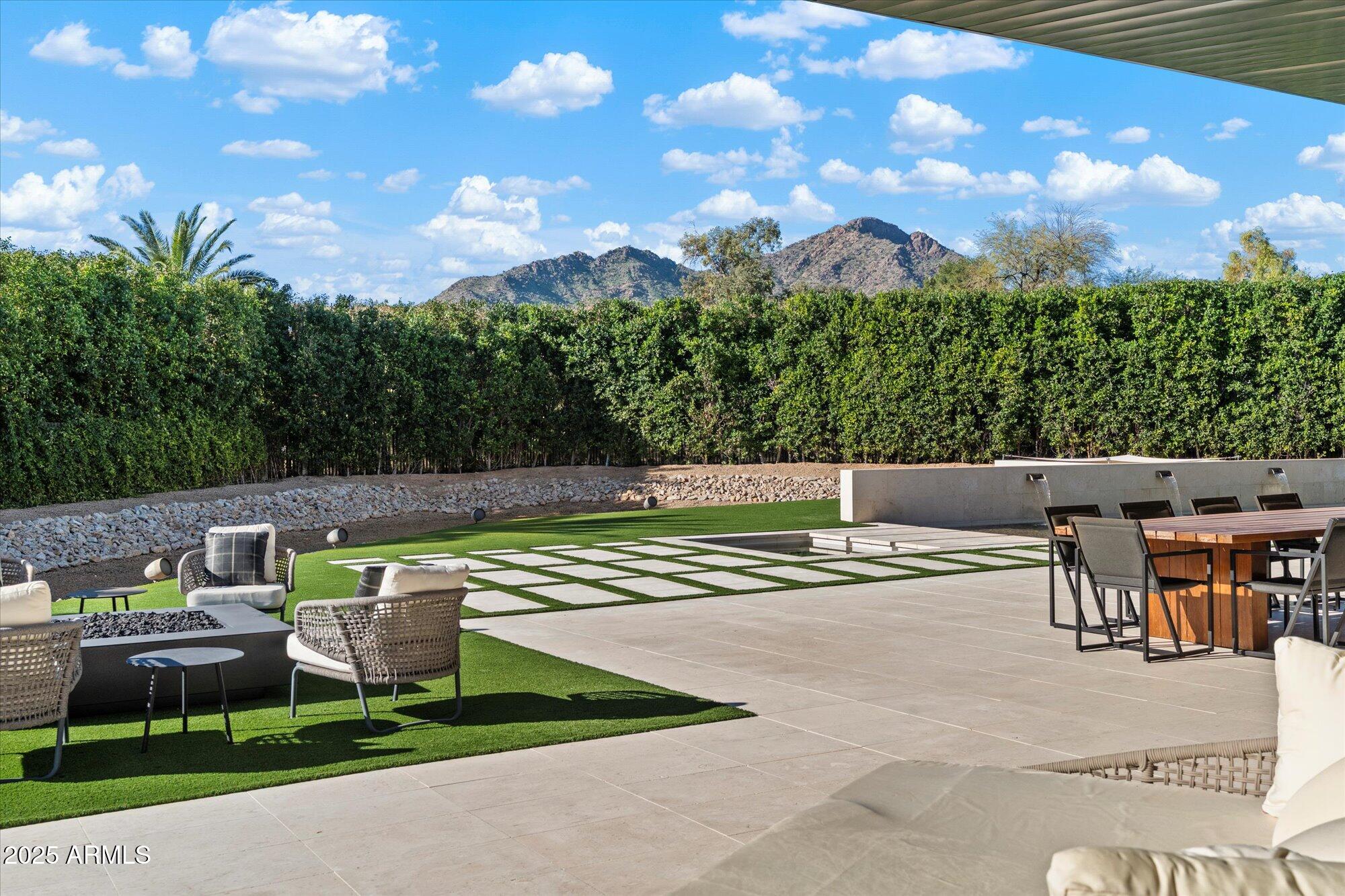 STONEVIEW - Residential