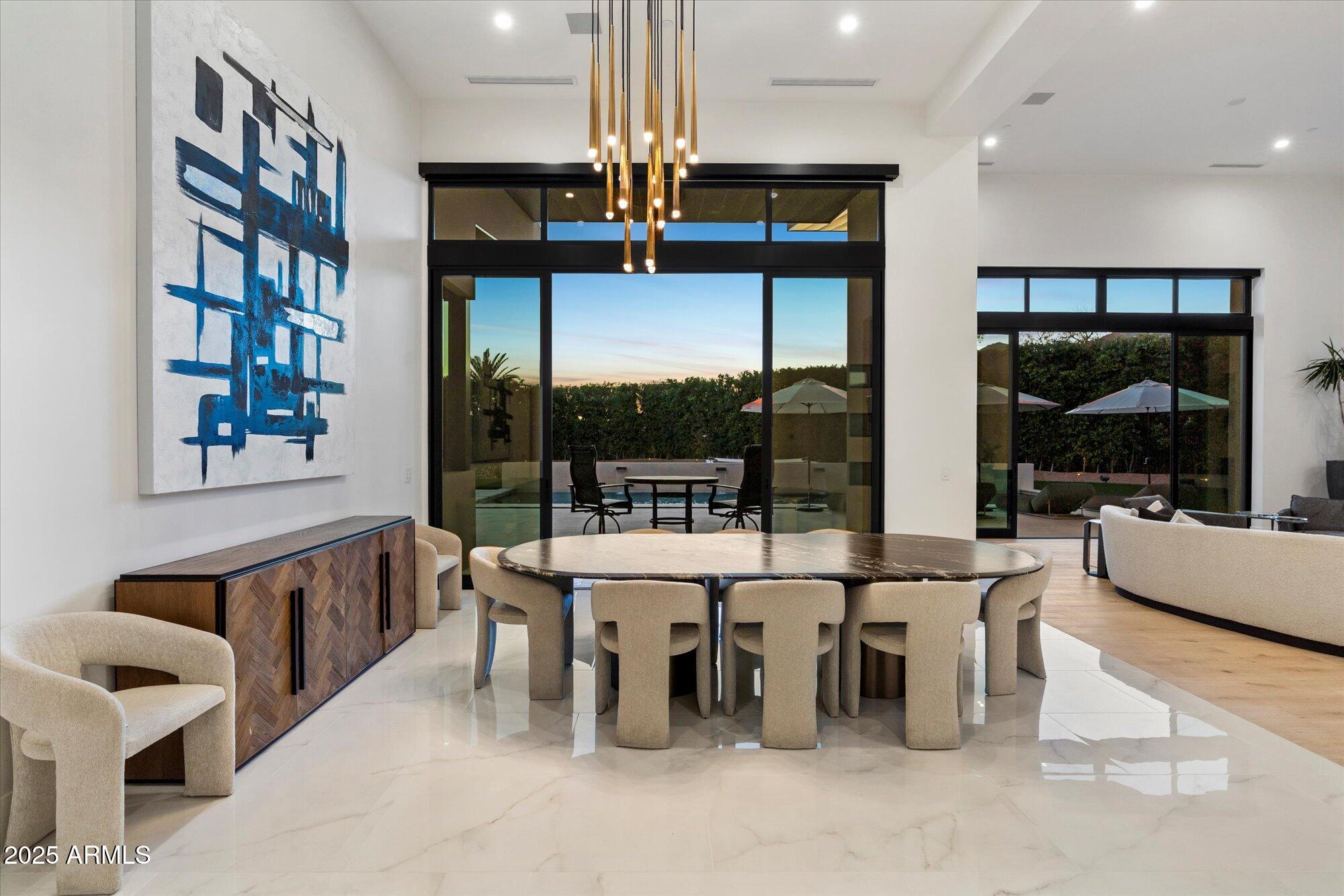 STONEVIEW - Residential