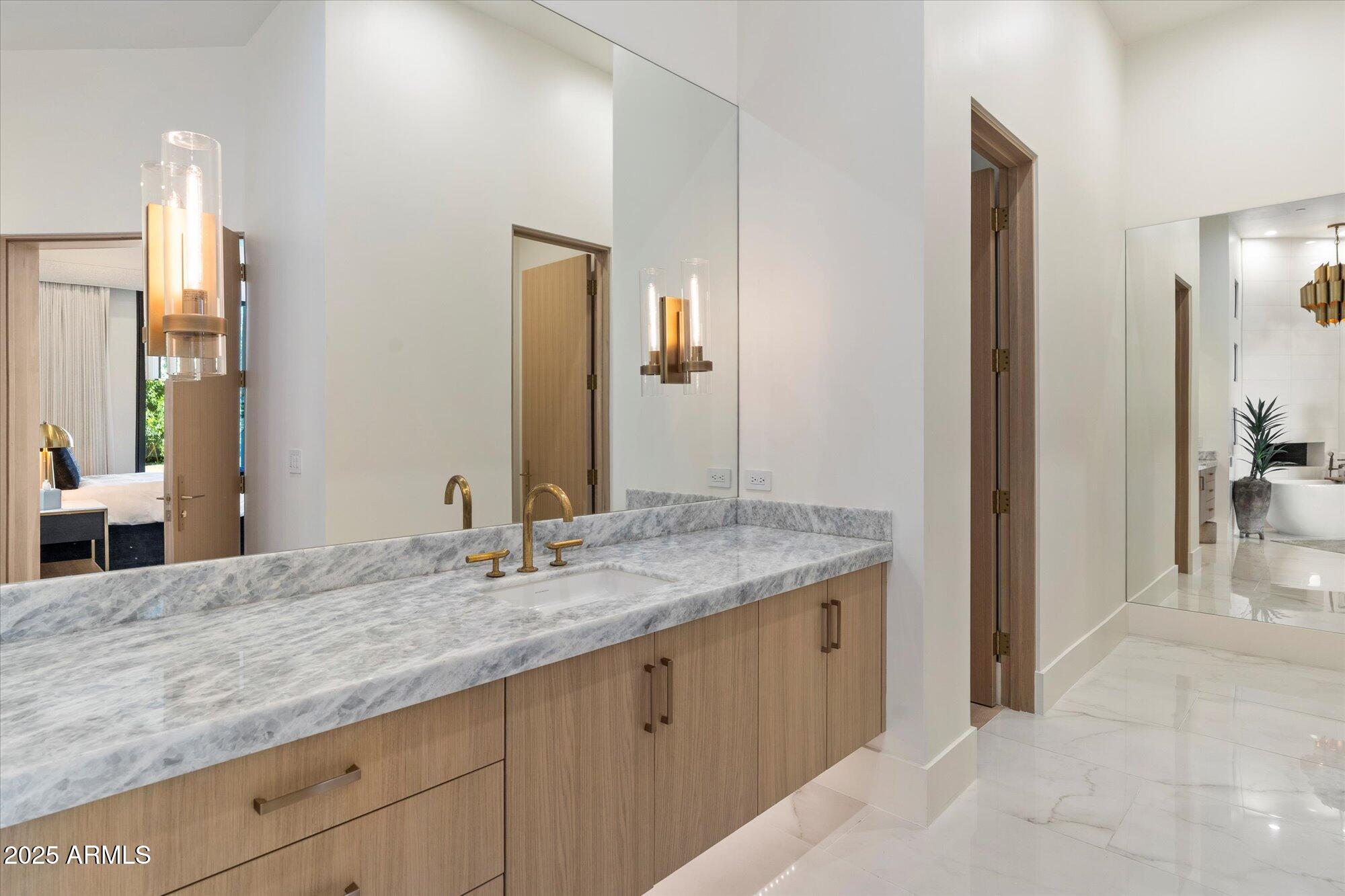 STONEVIEW - Residential
