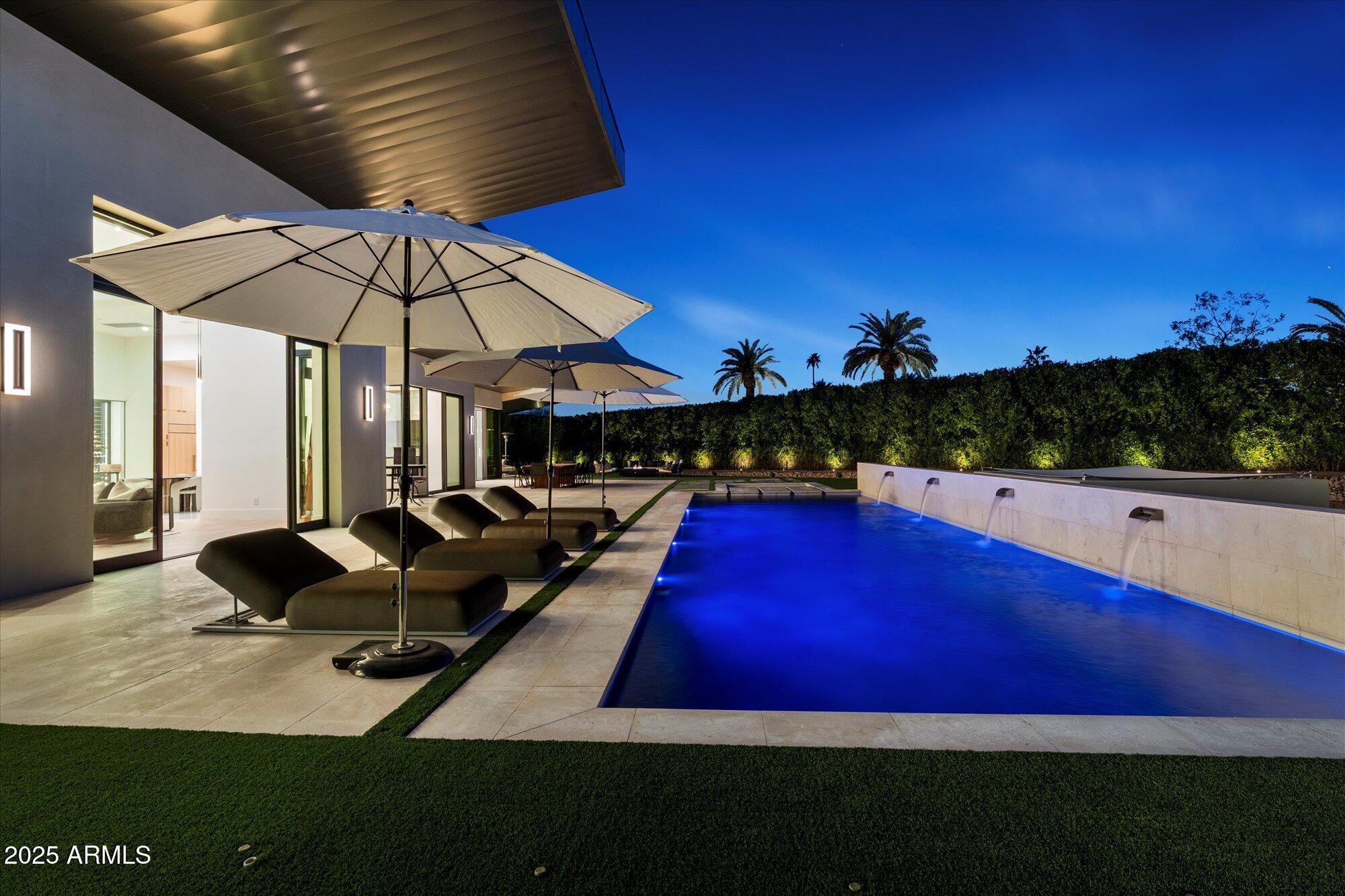 STONEVIEW - Residential