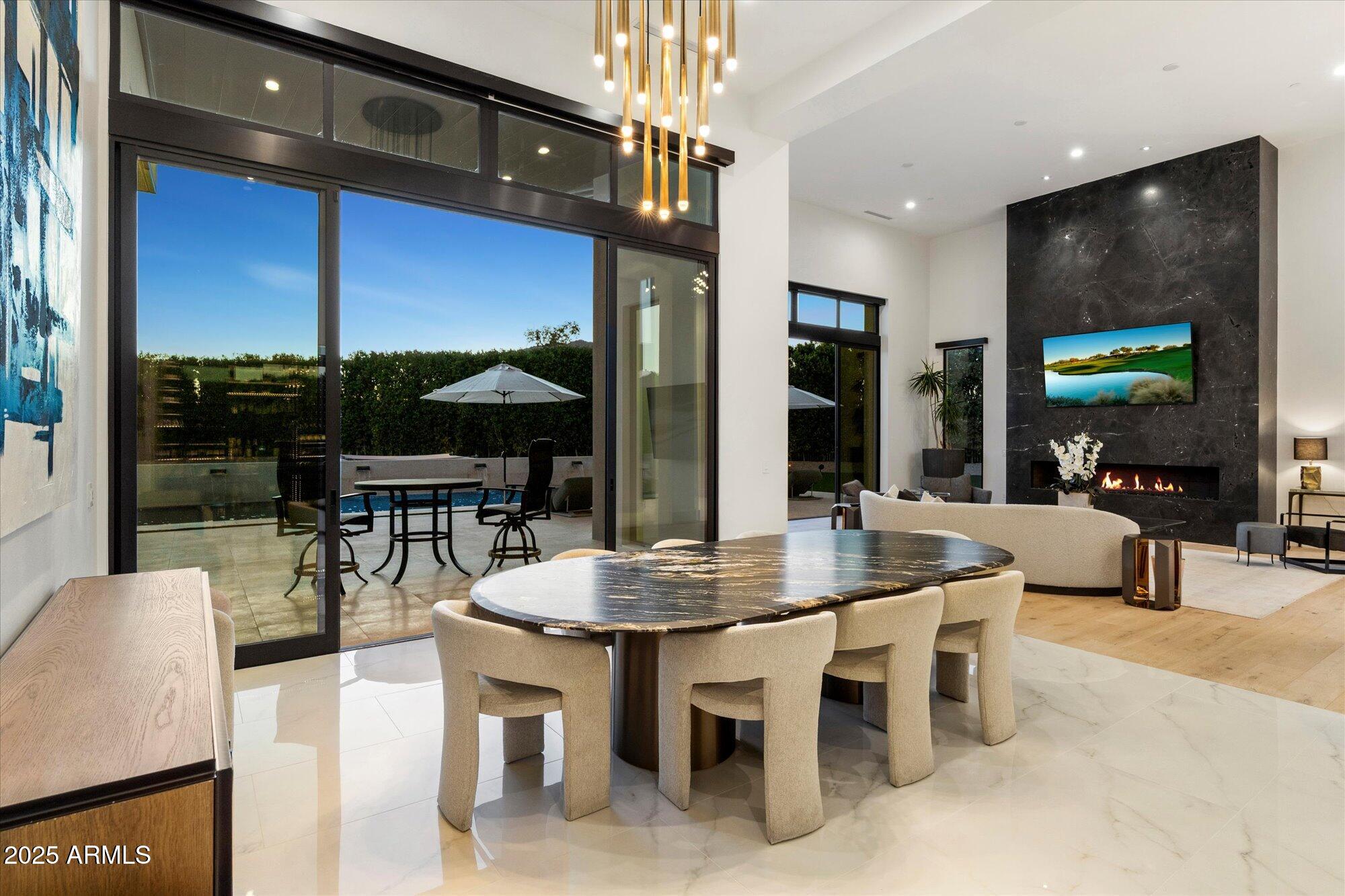 STONEVIEW - Residential