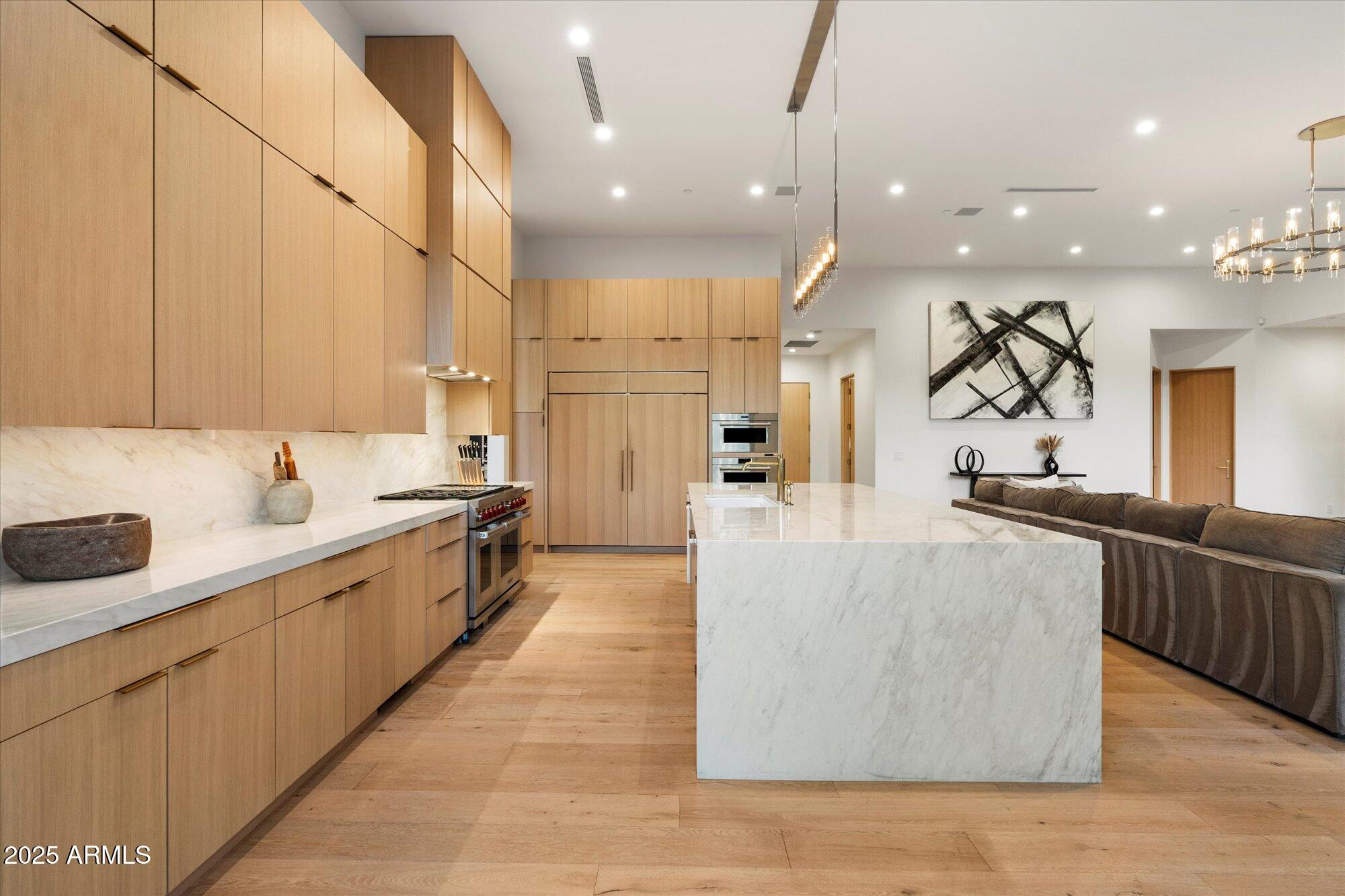 STONEVIEW - Residential