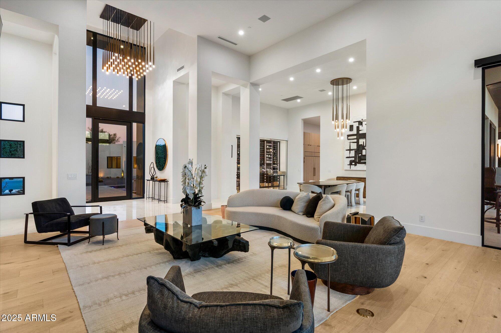 STONEVIEW - Residential