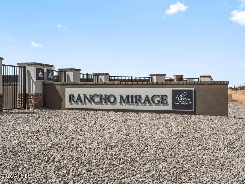 RANCHO MIRAGE ESTATES PHASE 2 PARCEL 15 - Residential