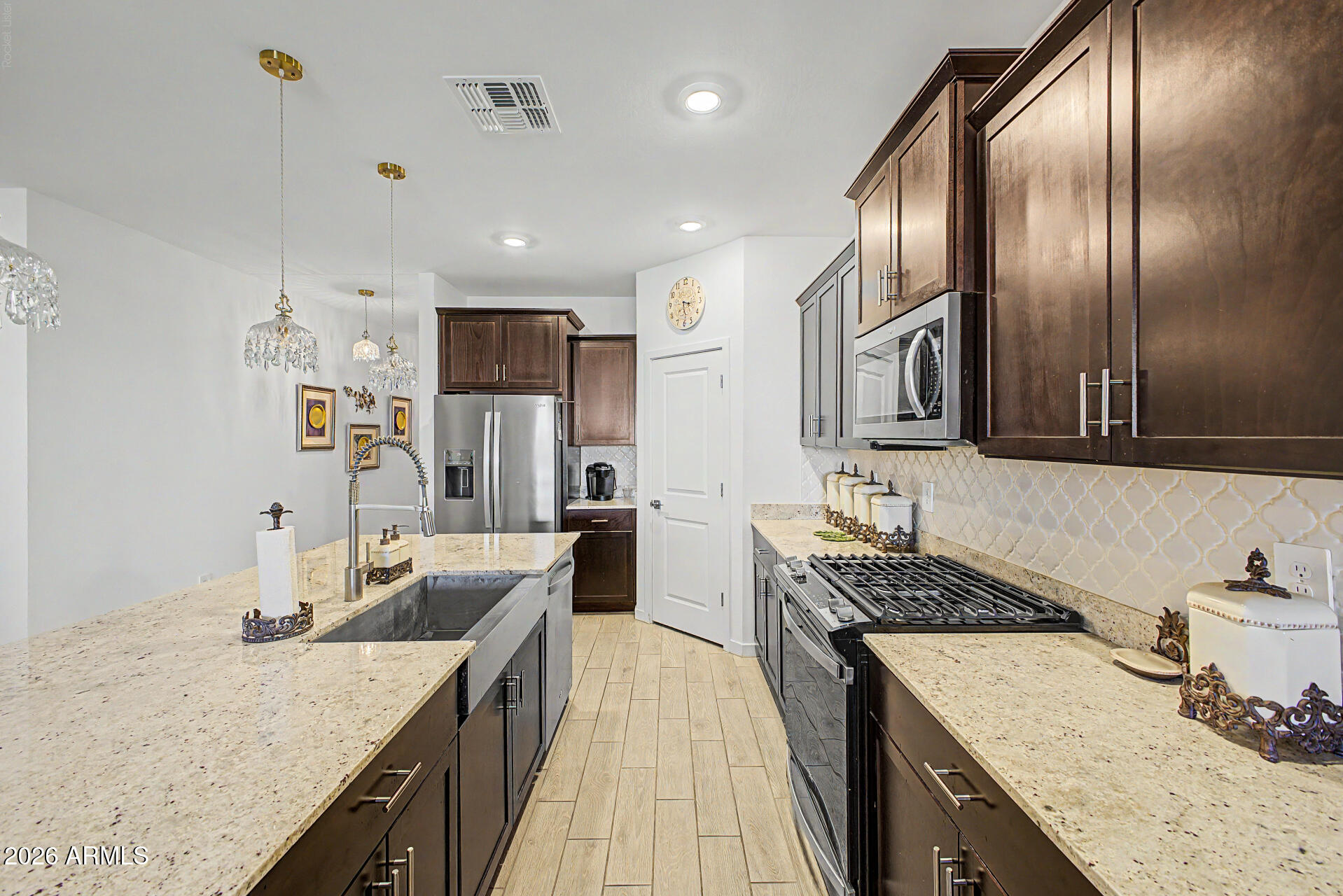 RANCHO MIRAGE ESTATES PHASE 2 PARCEL 15 - Residential