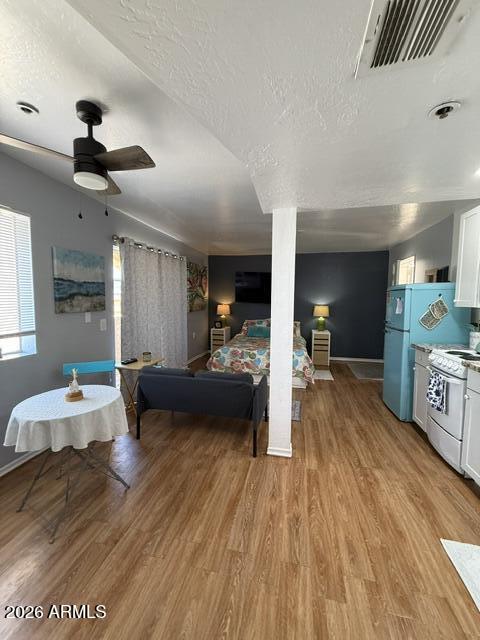SPRINGS CONDOMINIUM - Residential