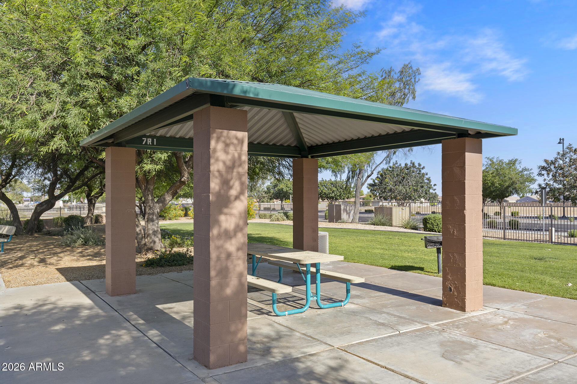 RANCHO EL MIRAGE - Residential