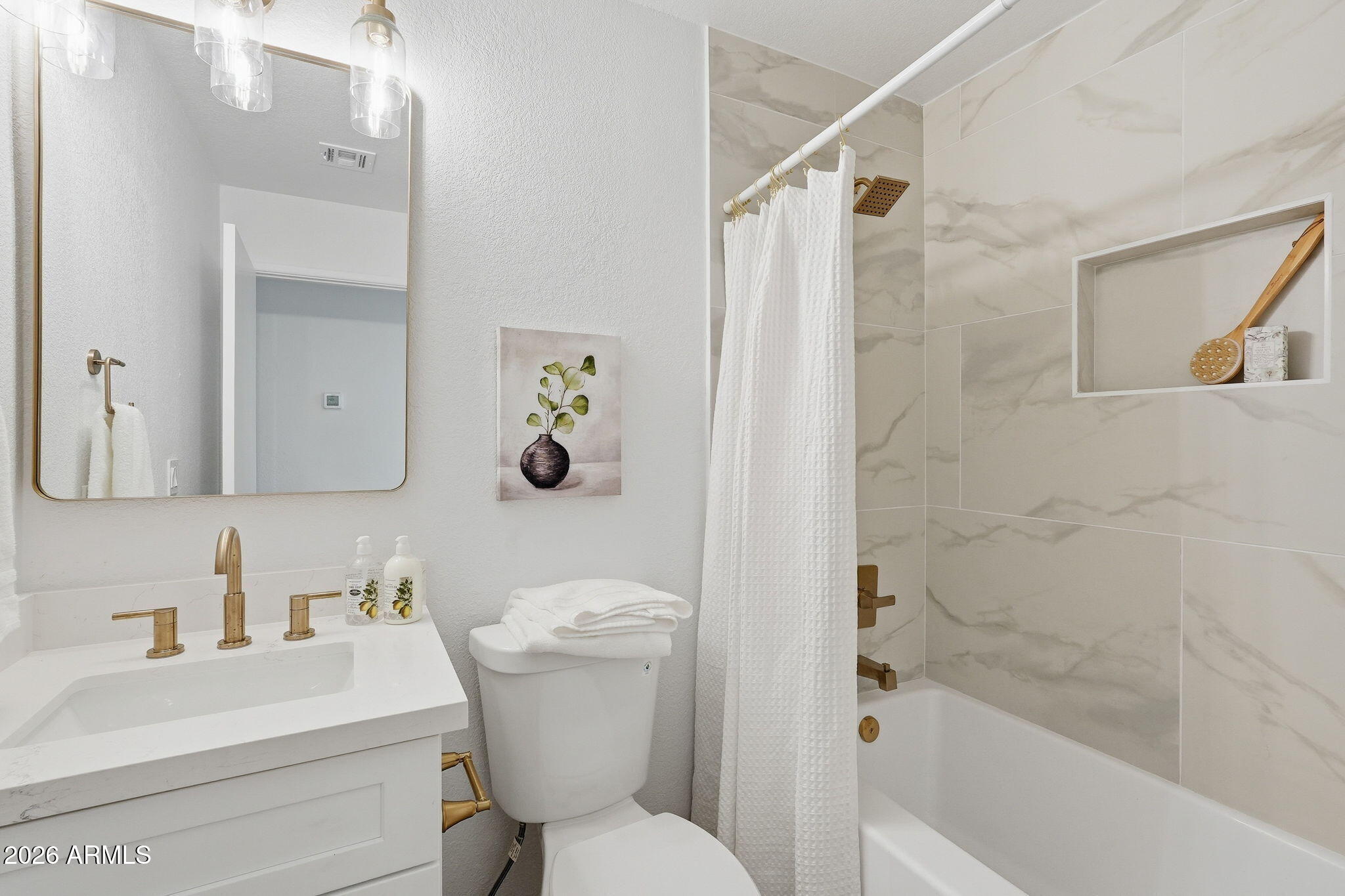 PEPPERWOOD CHANDLER UNIT 1 - Residential