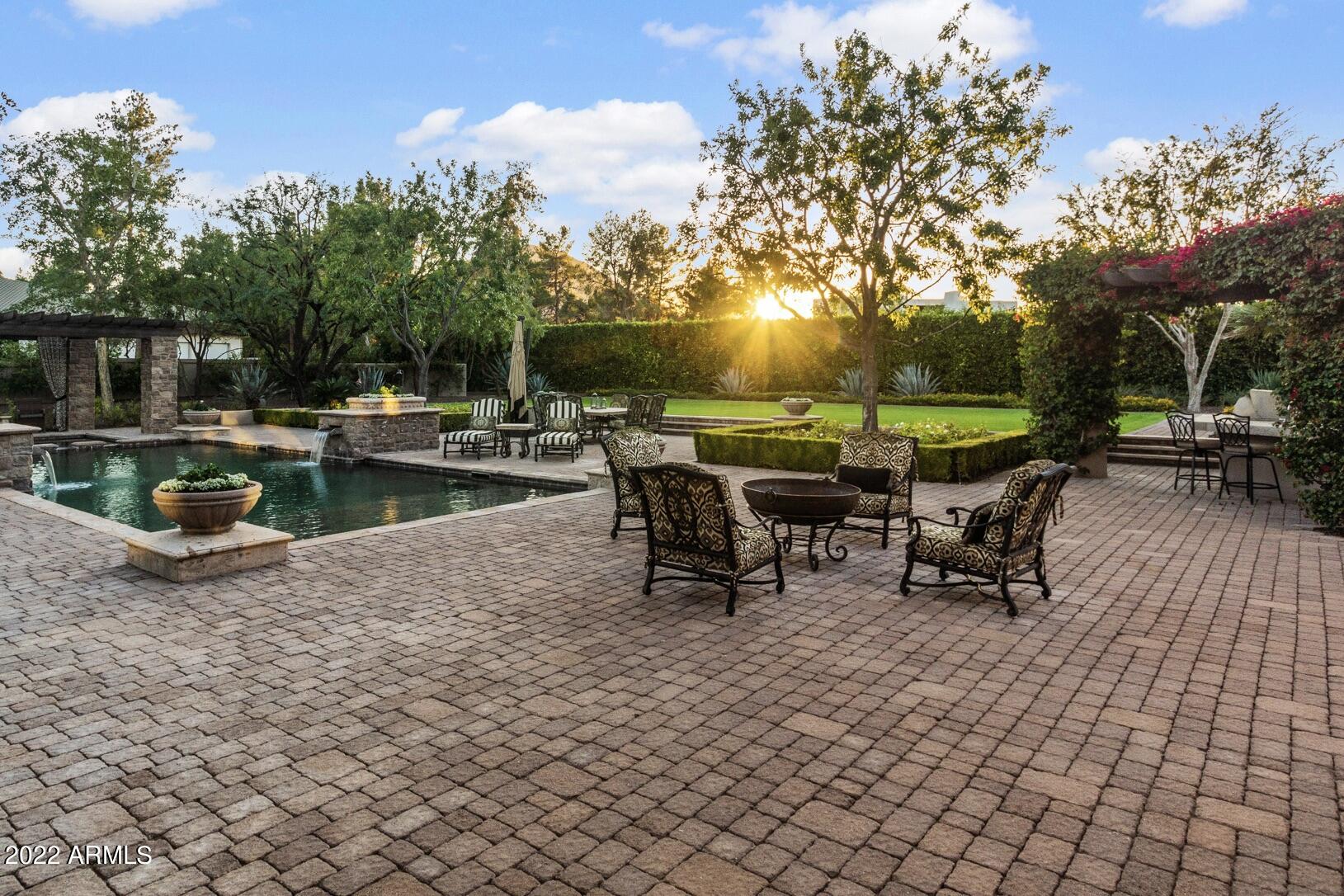 MALCOMB ESTATES 1 - Residential